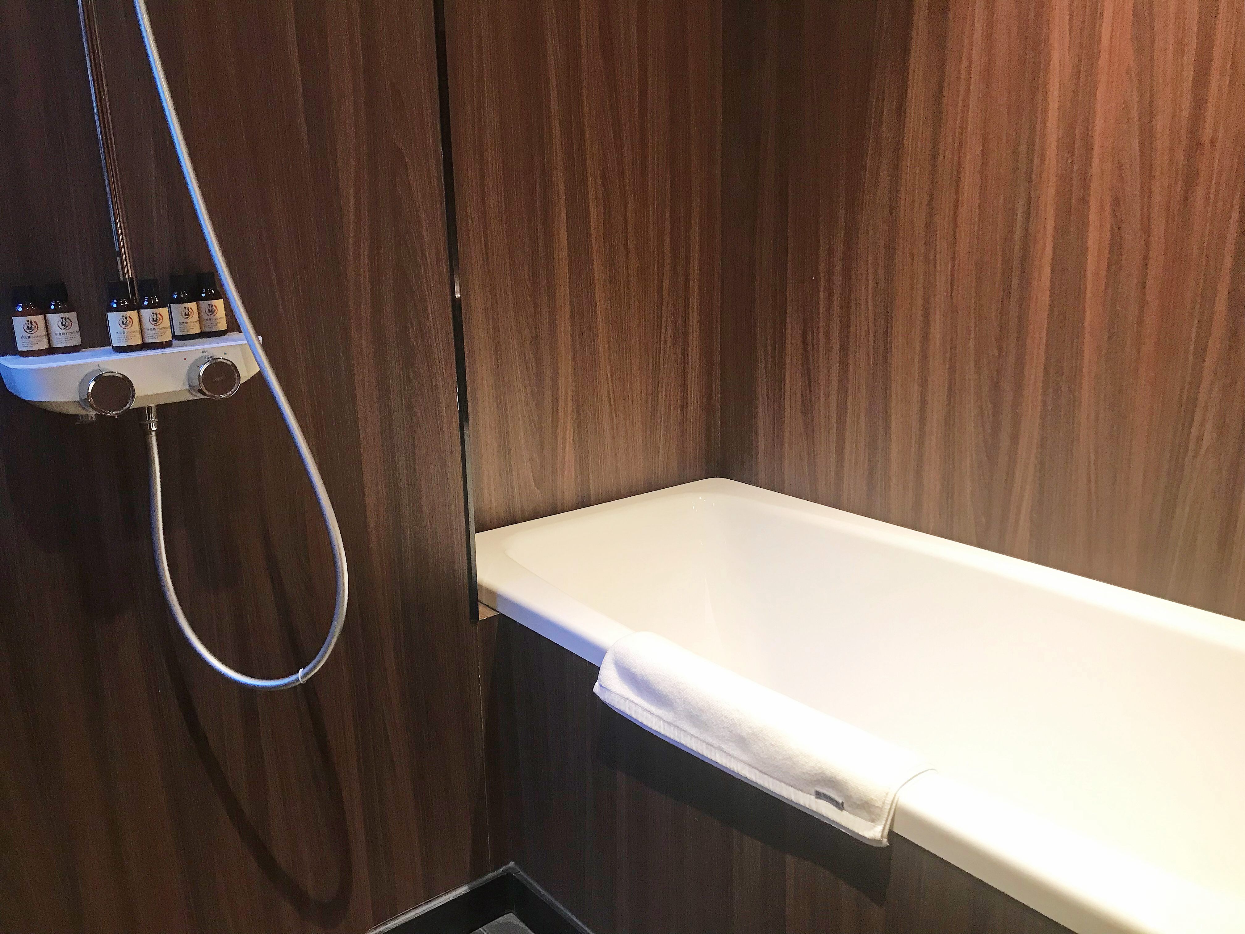 （隐秋）情侣大床房.院景+浴缸