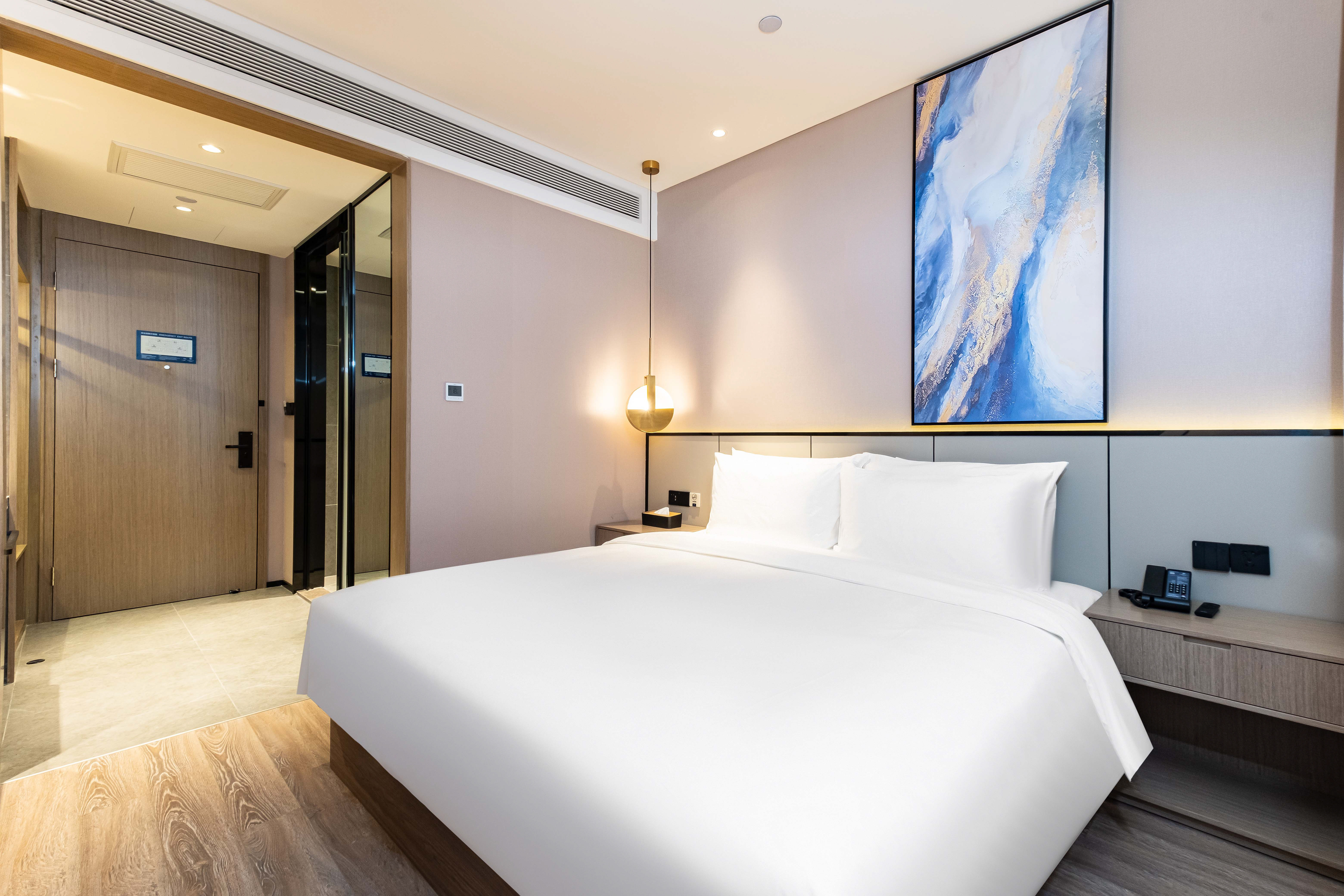 大床房（静谧空间＋电视投屏+新风系统）