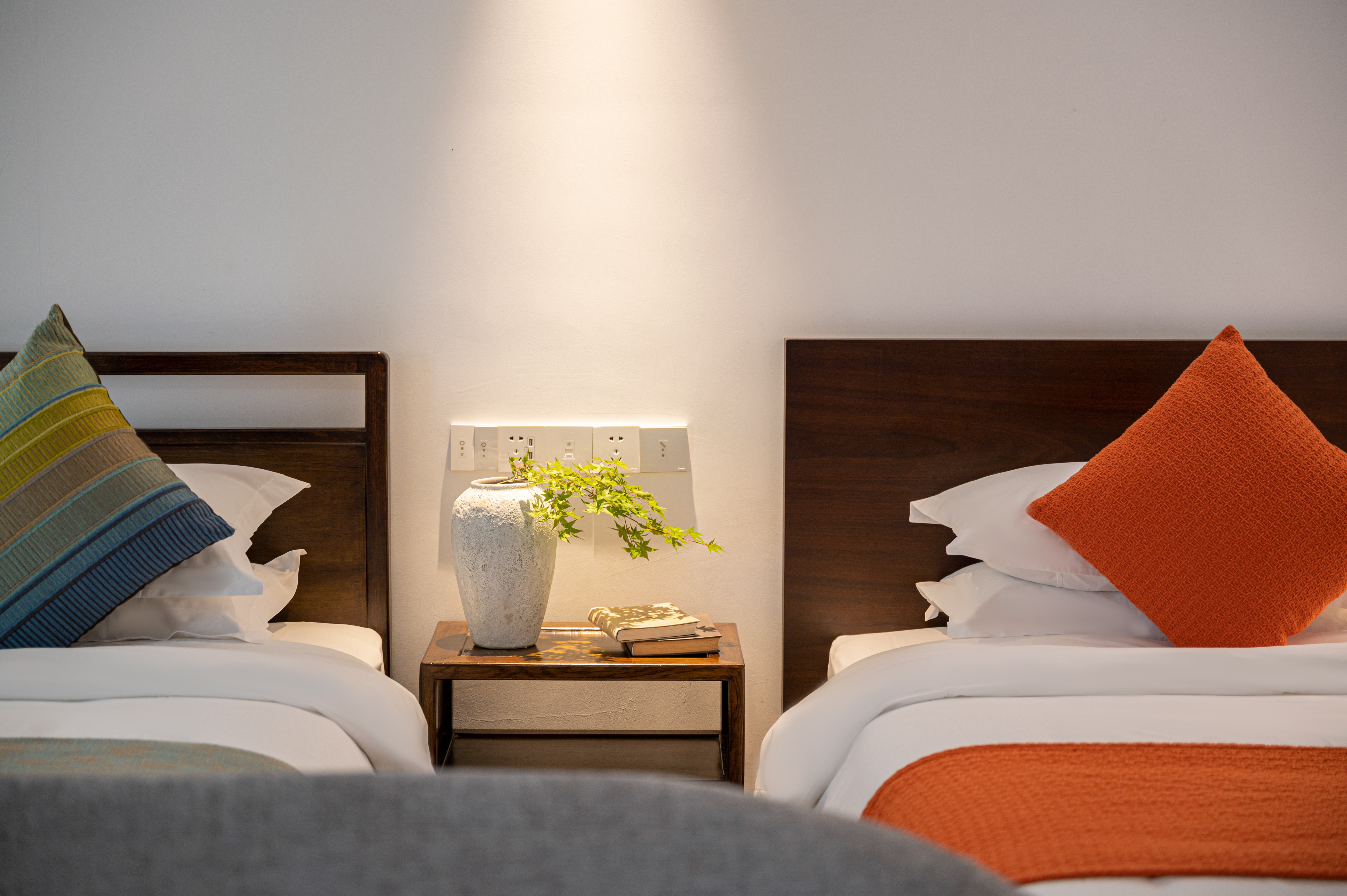 Childlike 180 ° Mountain-View Balcony Family Room