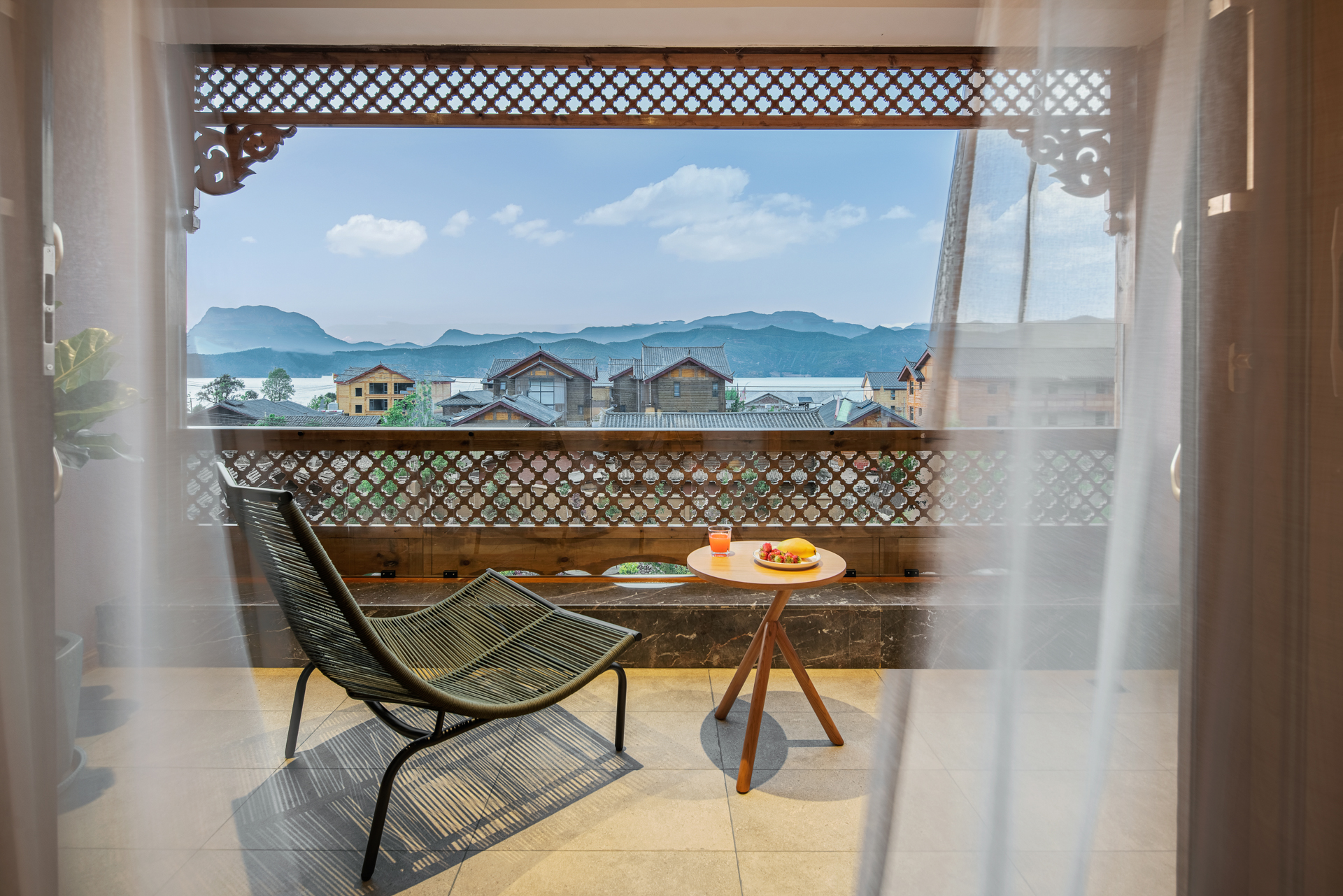 Lakeview Luxury Quality Double Bed Room (Tub)