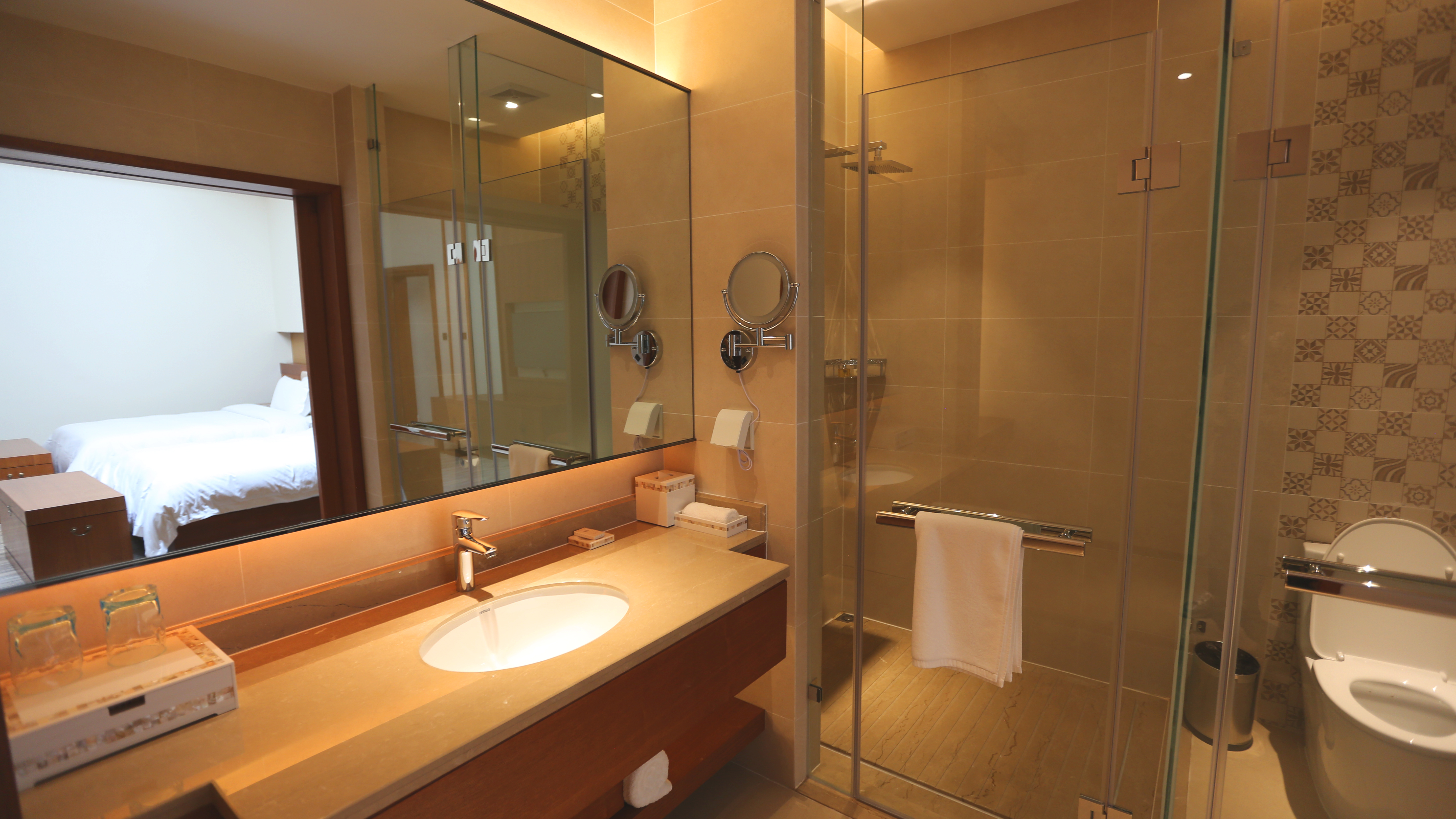 阿拉伯豪华套房