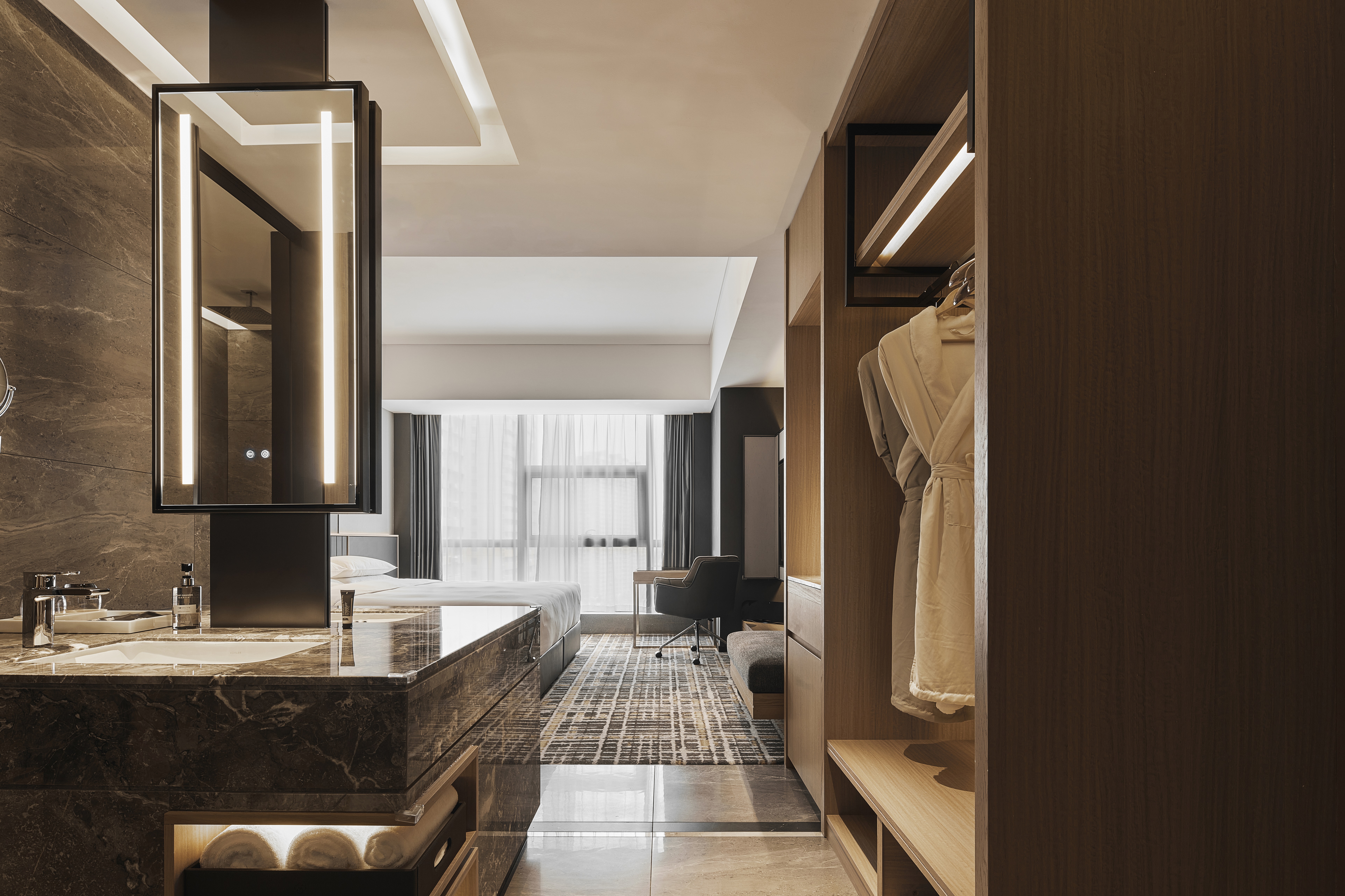 Executive Smart Room (Double Bed) (Desk, Window, Fridge)