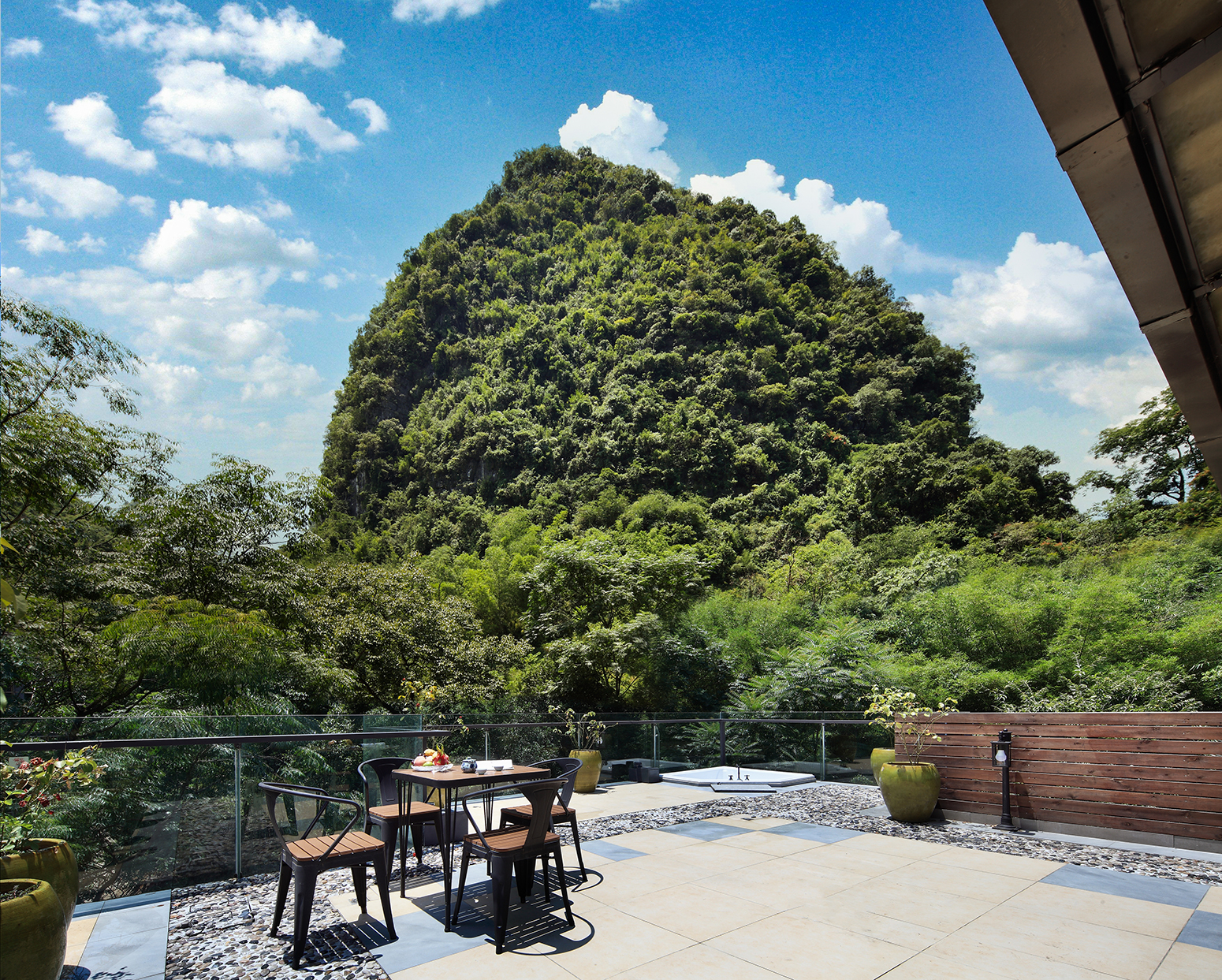 露台山景大床房（超大观景露台+观景品茶）