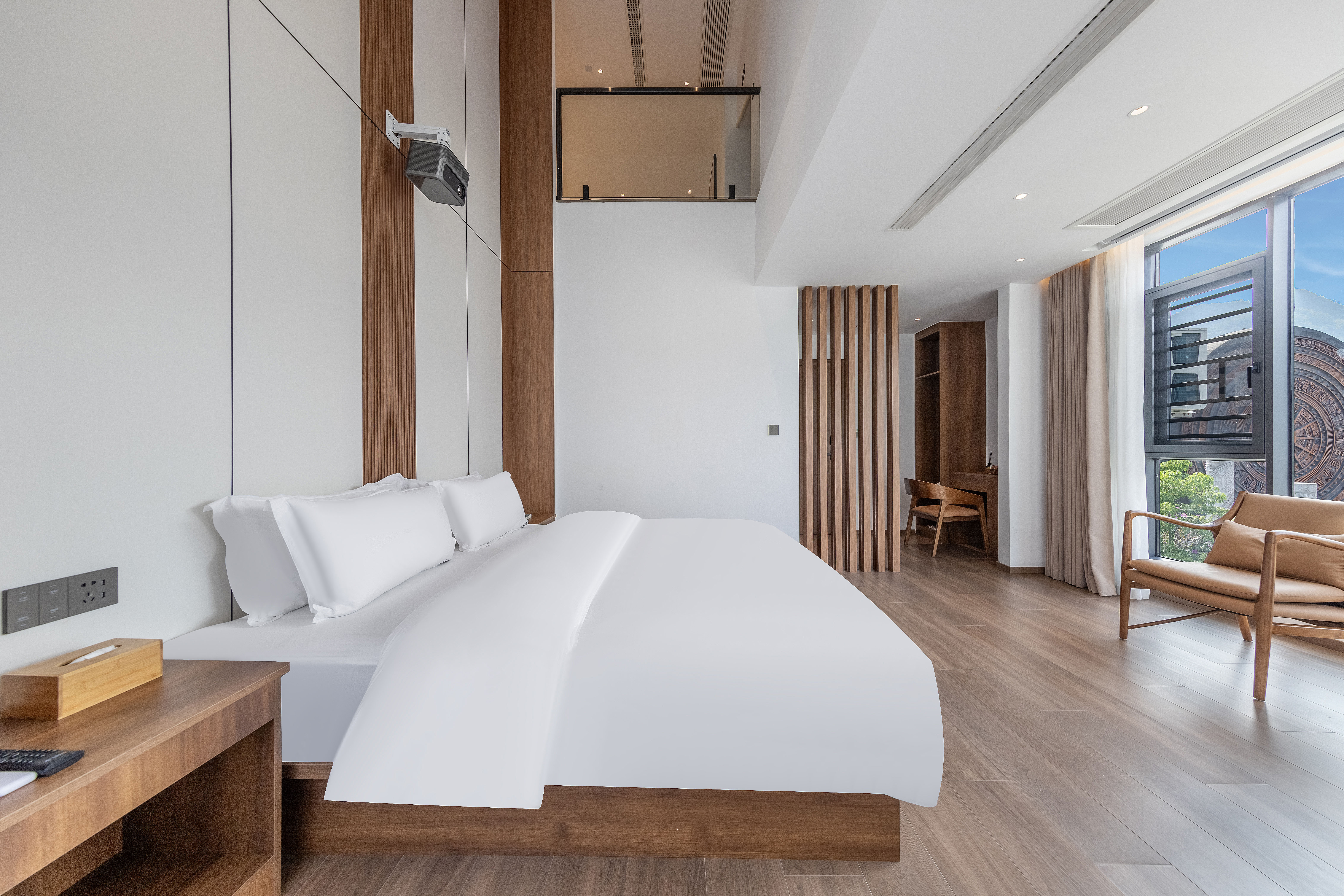 Enclave Mountain Family Duplex Suite (Smart Voice Control + Smart Toilet + Bathroom Wet-Dry Separation + Floor-to-Ceiling Window + Large Screen Projection)