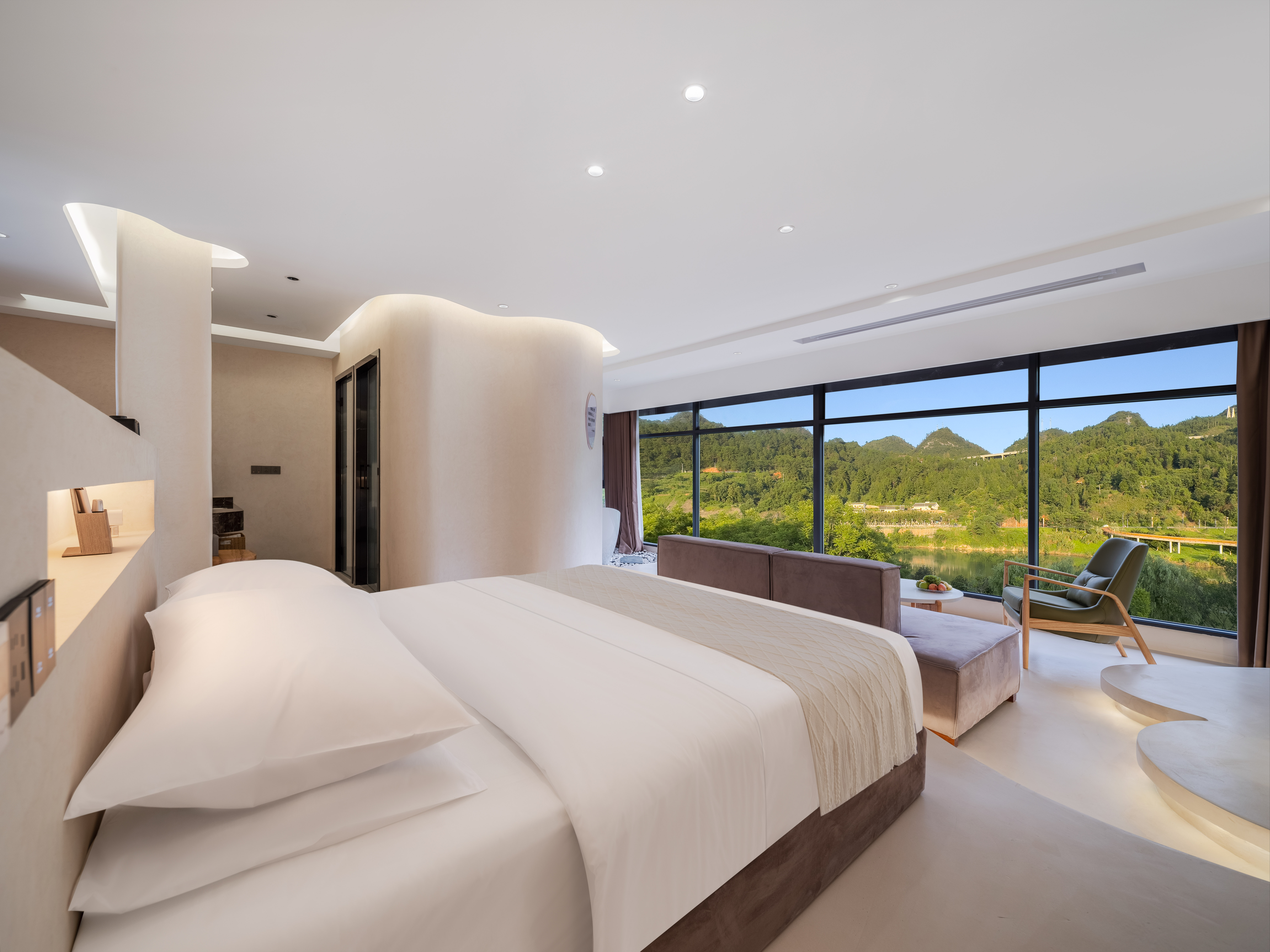 270 ° Eden Garden Panoramic River View Room (Tub, Large Screen Projection, Smart Home)