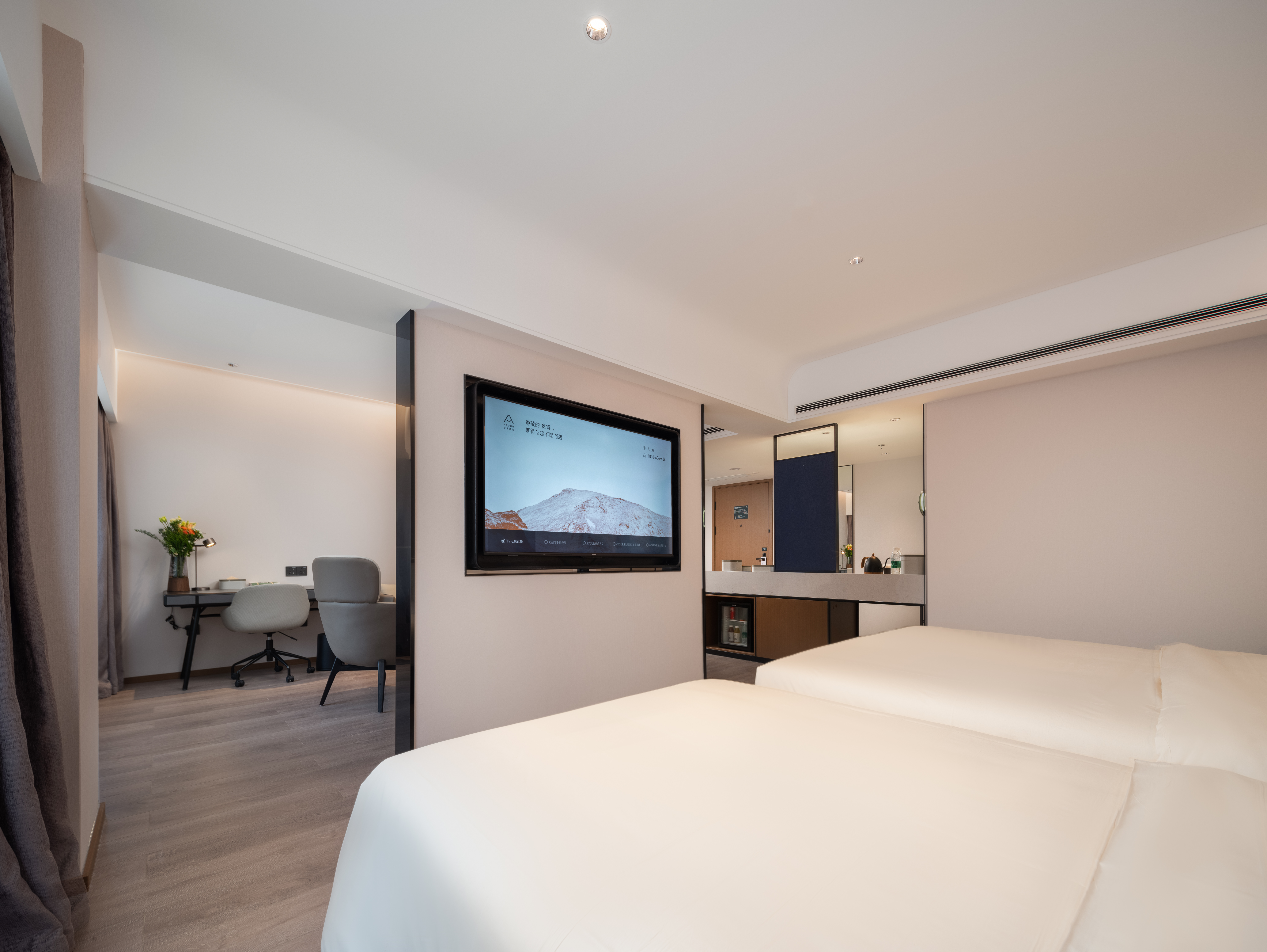 Family Room (2 Beds)