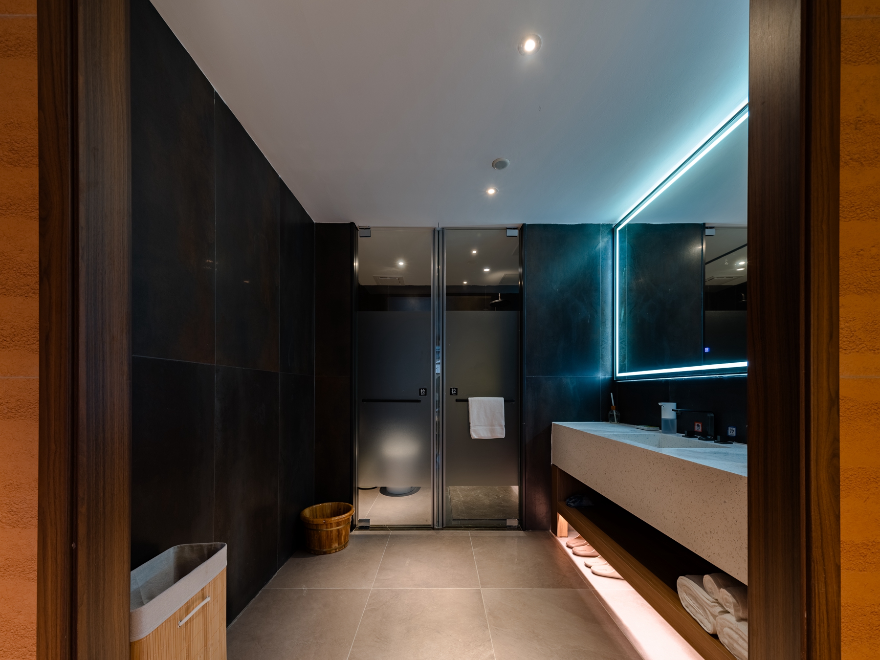 Leshui Yao Garden-View Terrace Suite