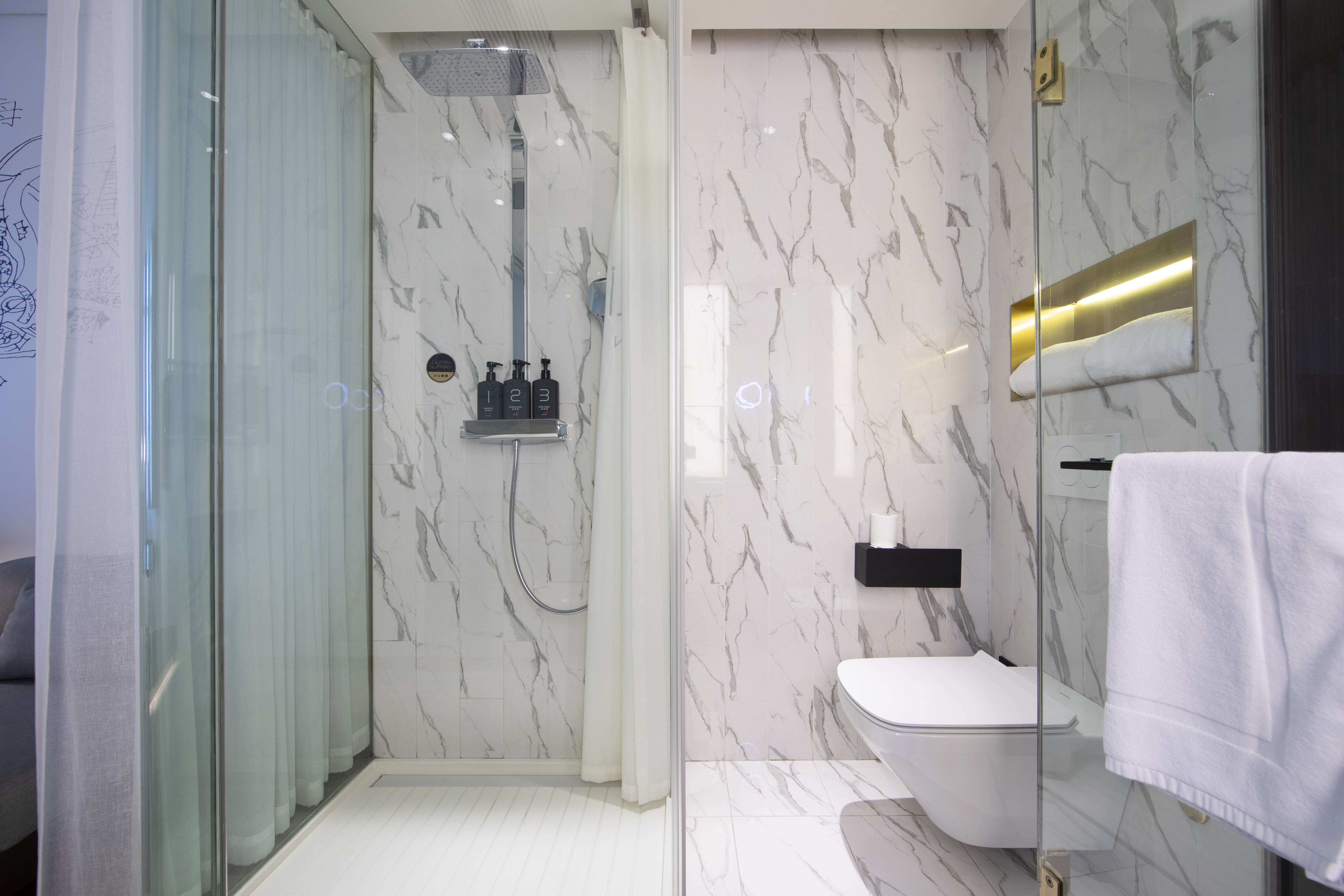 欢寓公寓房（德国汉斯格雅衞浴+乳胶床垫）