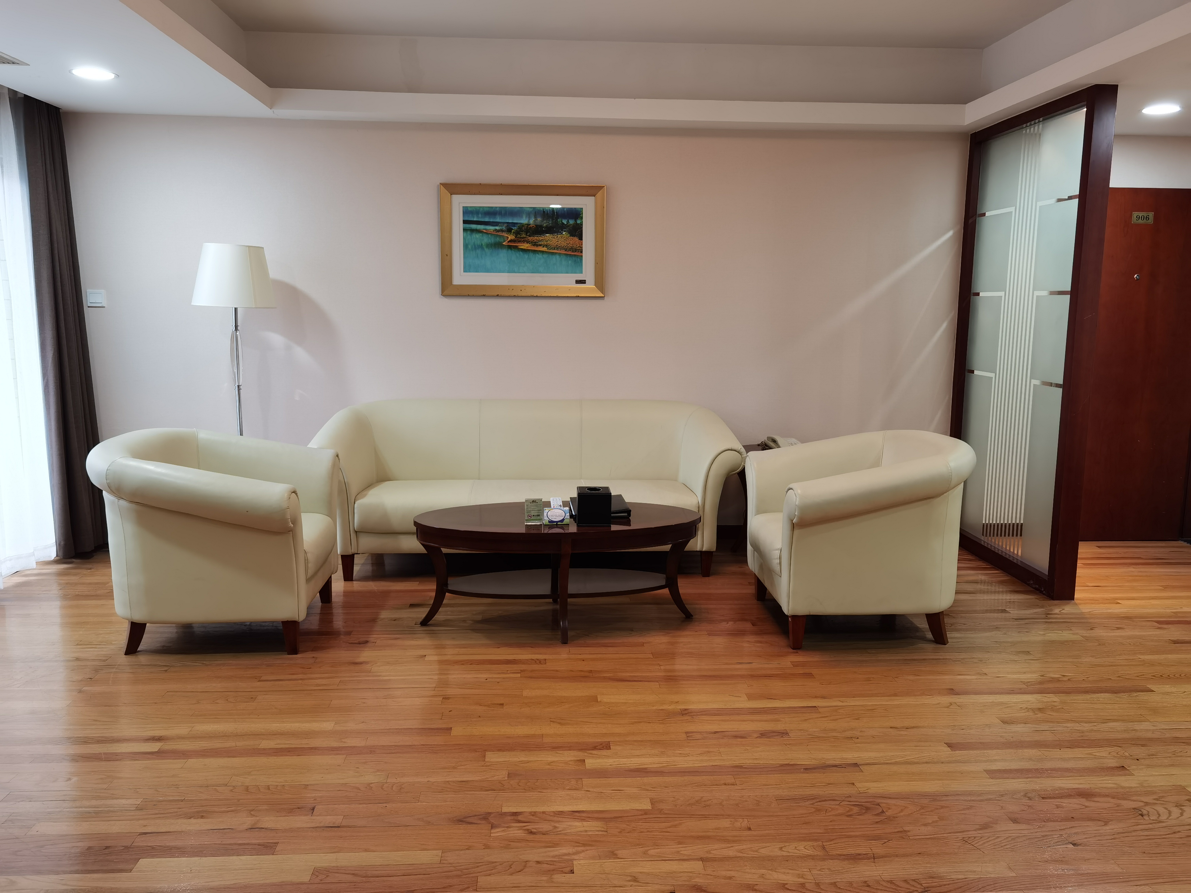 特价套房一室一厅