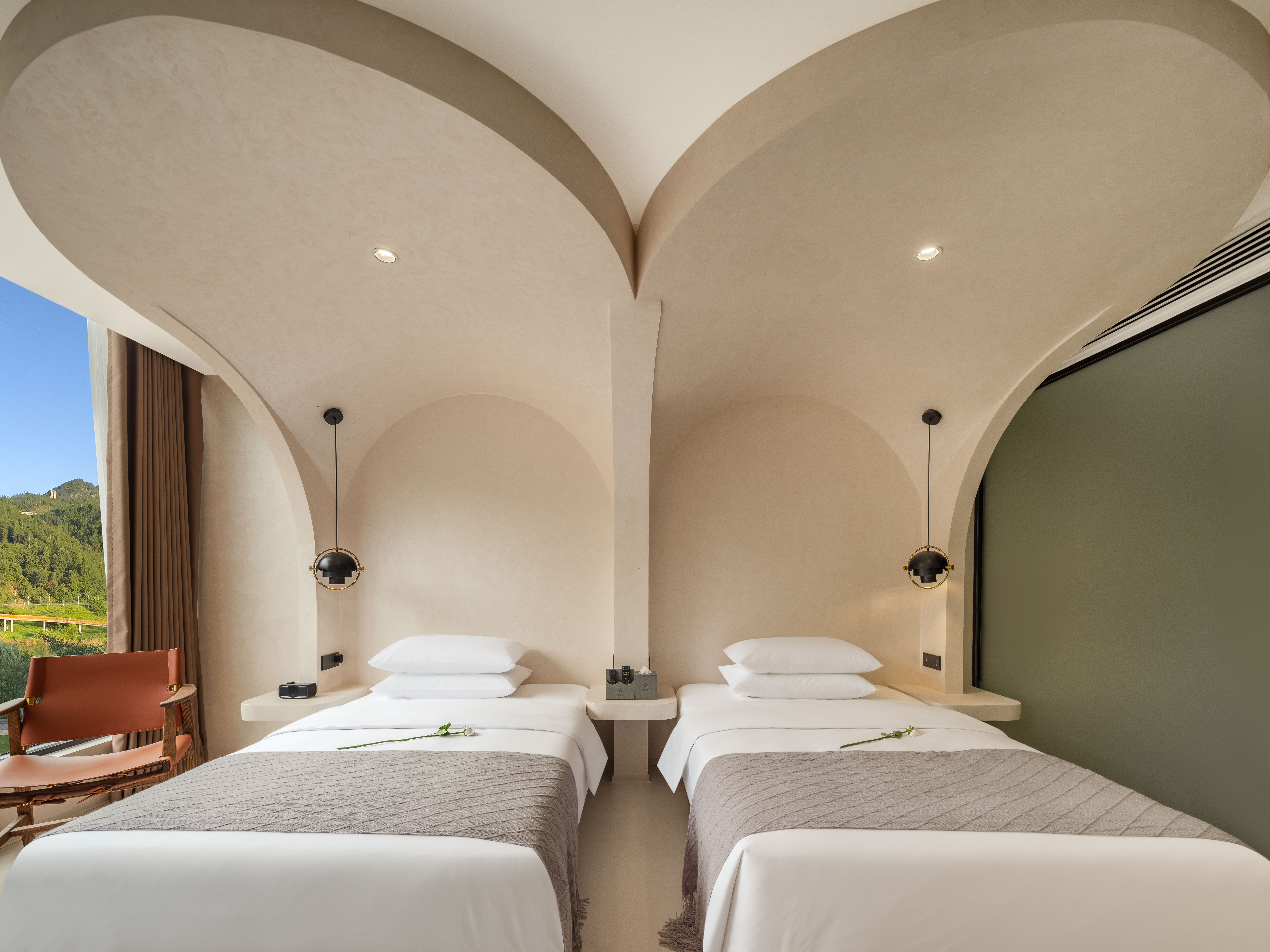 180 ° Riverside Scenic Twin Room (Super Large Lcd Tv + Smart Home)