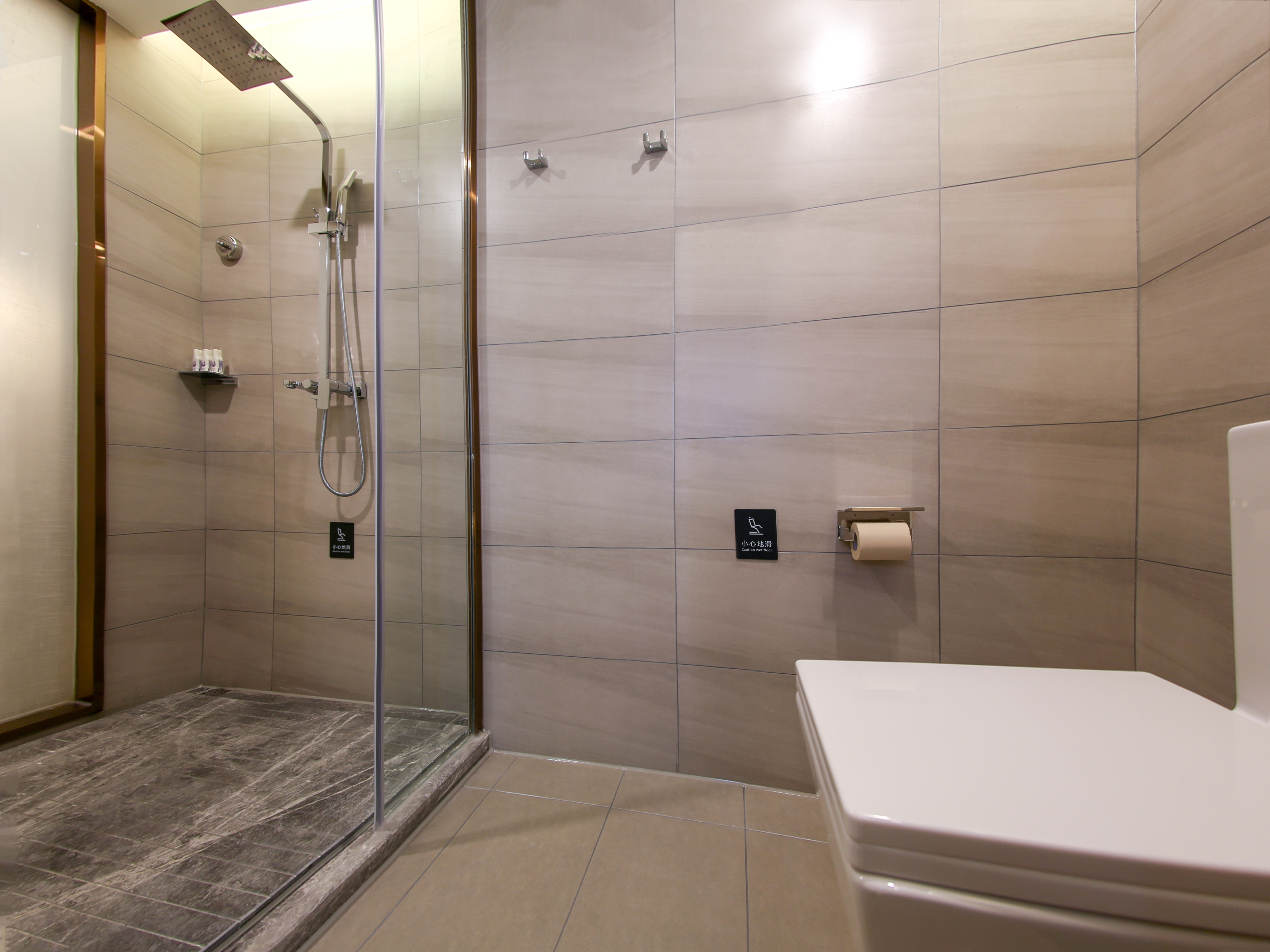 豪华双床房（慕斯睡眠床垫+梦洁床品+全屋智控+电视投屏）