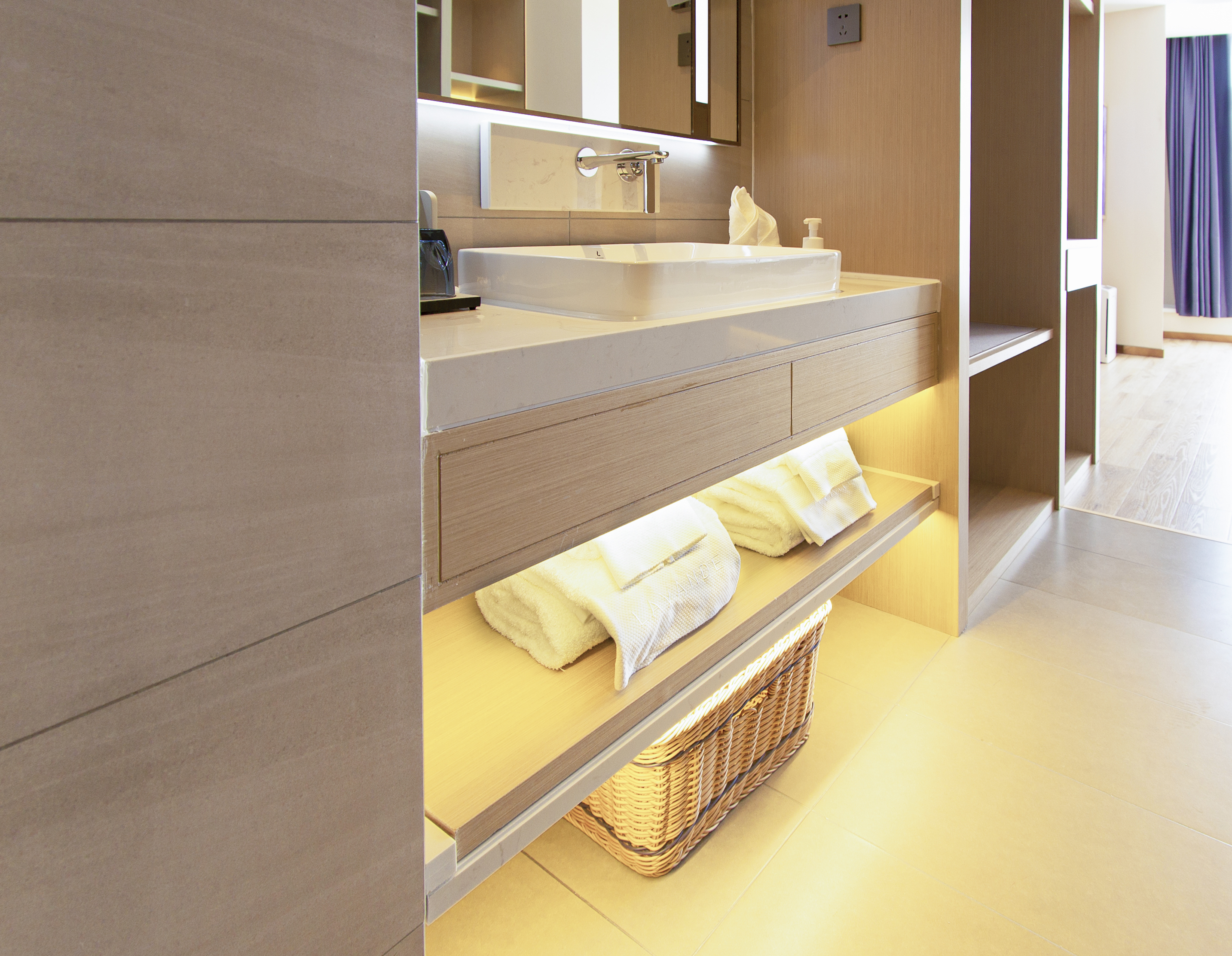 行政大床房（慕斯床垫+梦洁床品+全屋智控+电视投屏）