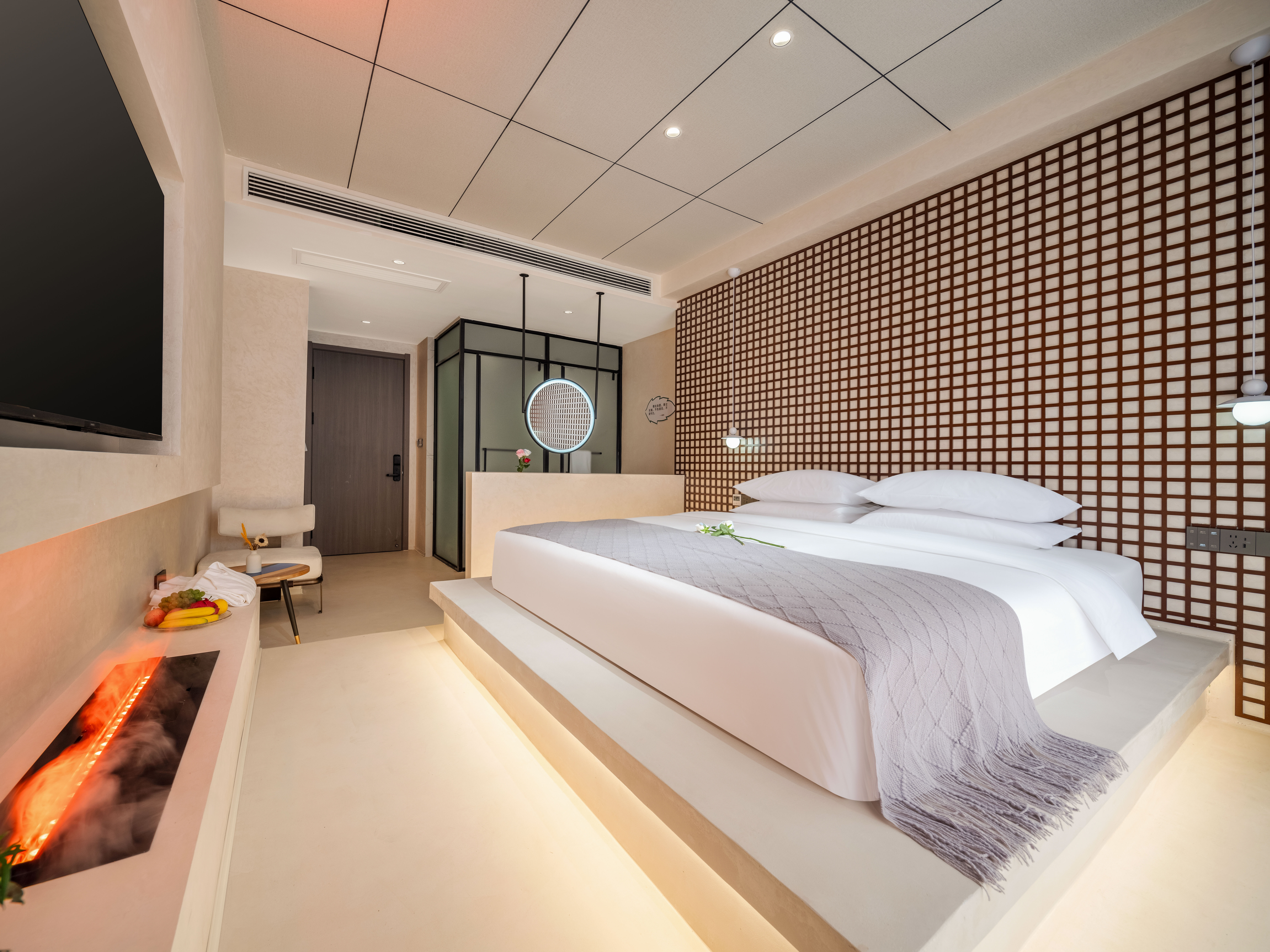 Qu Wei Xian Wu Lin Feng Couple's Double Bed Room With 3D Humidifier And Smart Home