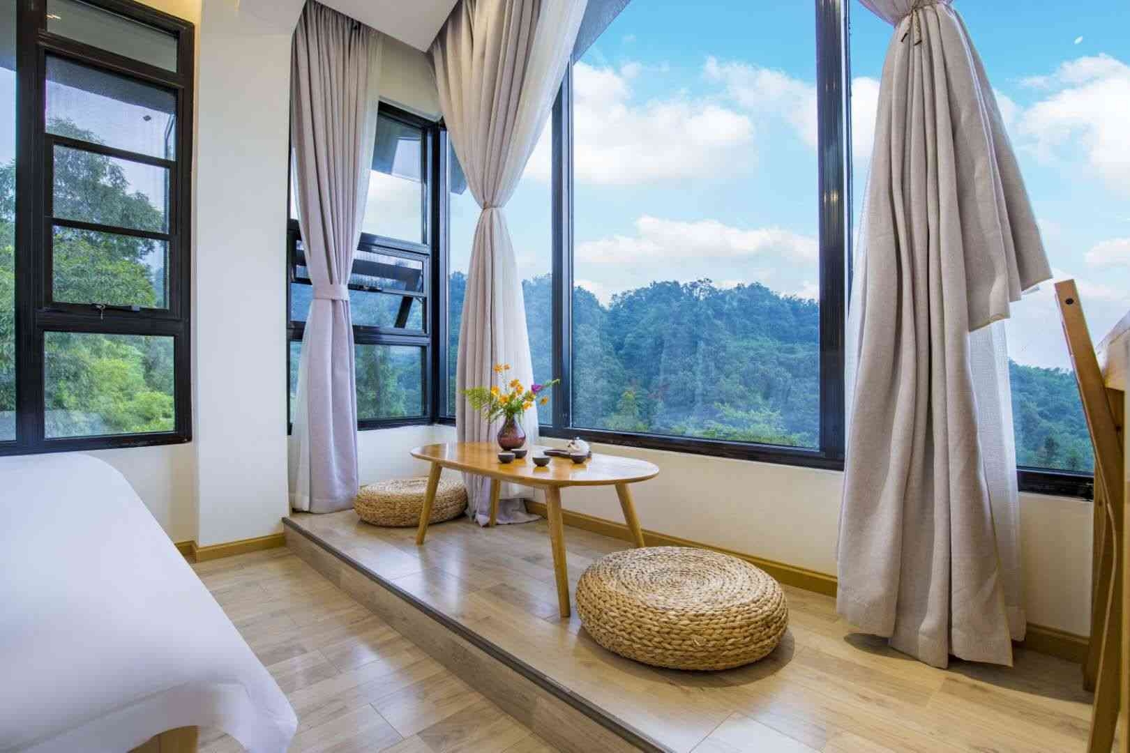 Greenfield Cloud Sea Room