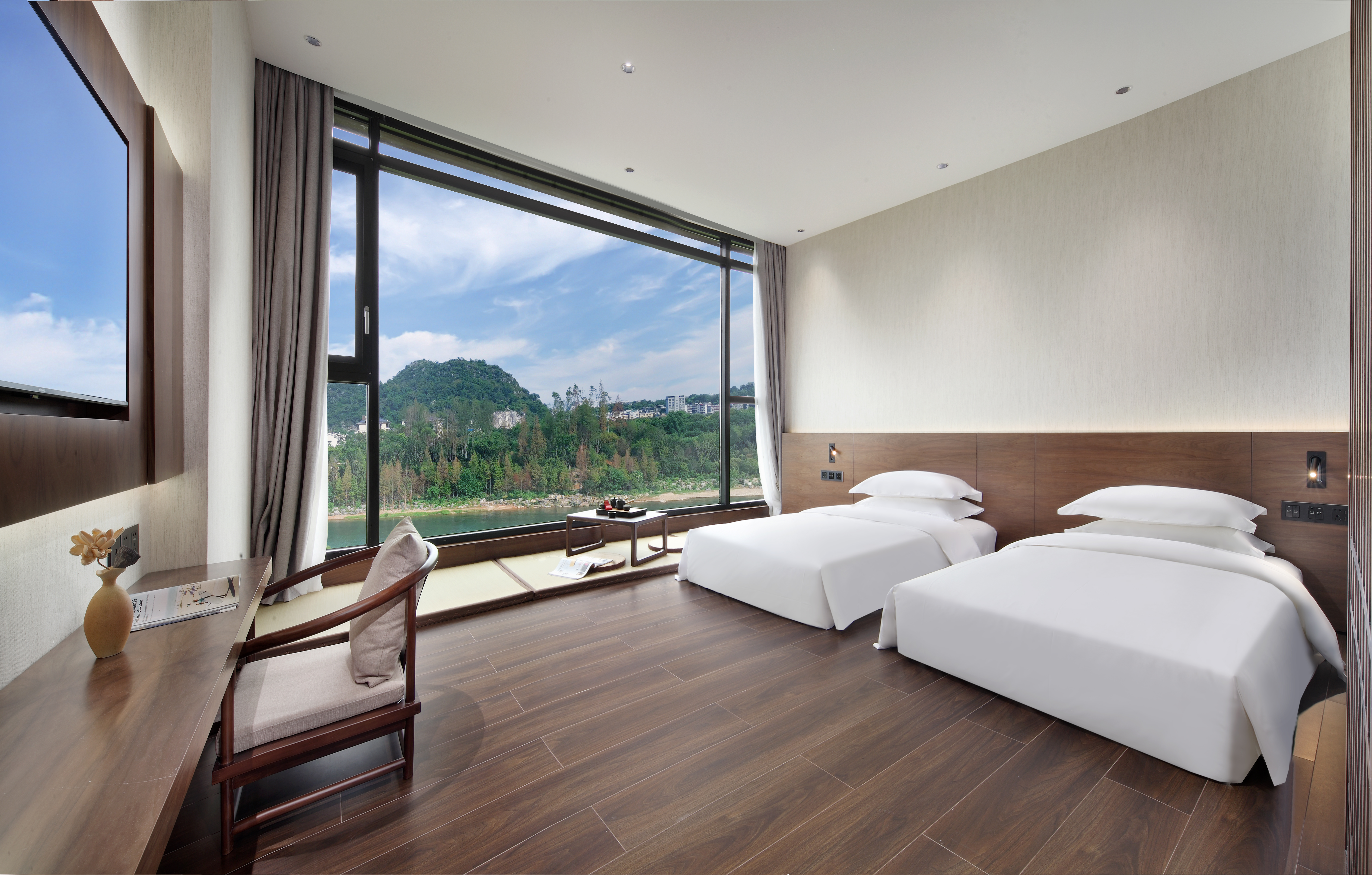 漓江山水双床房+超大山水画框+榻榻米观日出+夜景