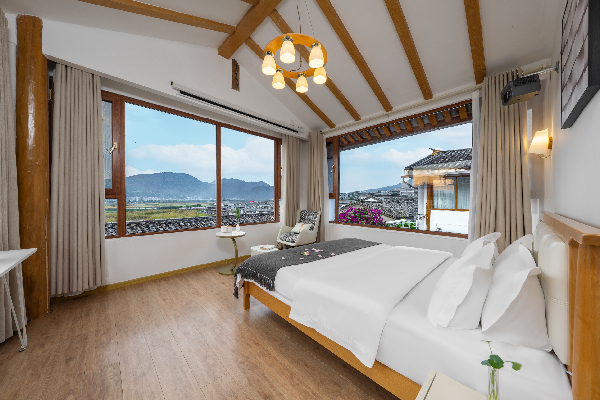 270°輕奢觀景大床房