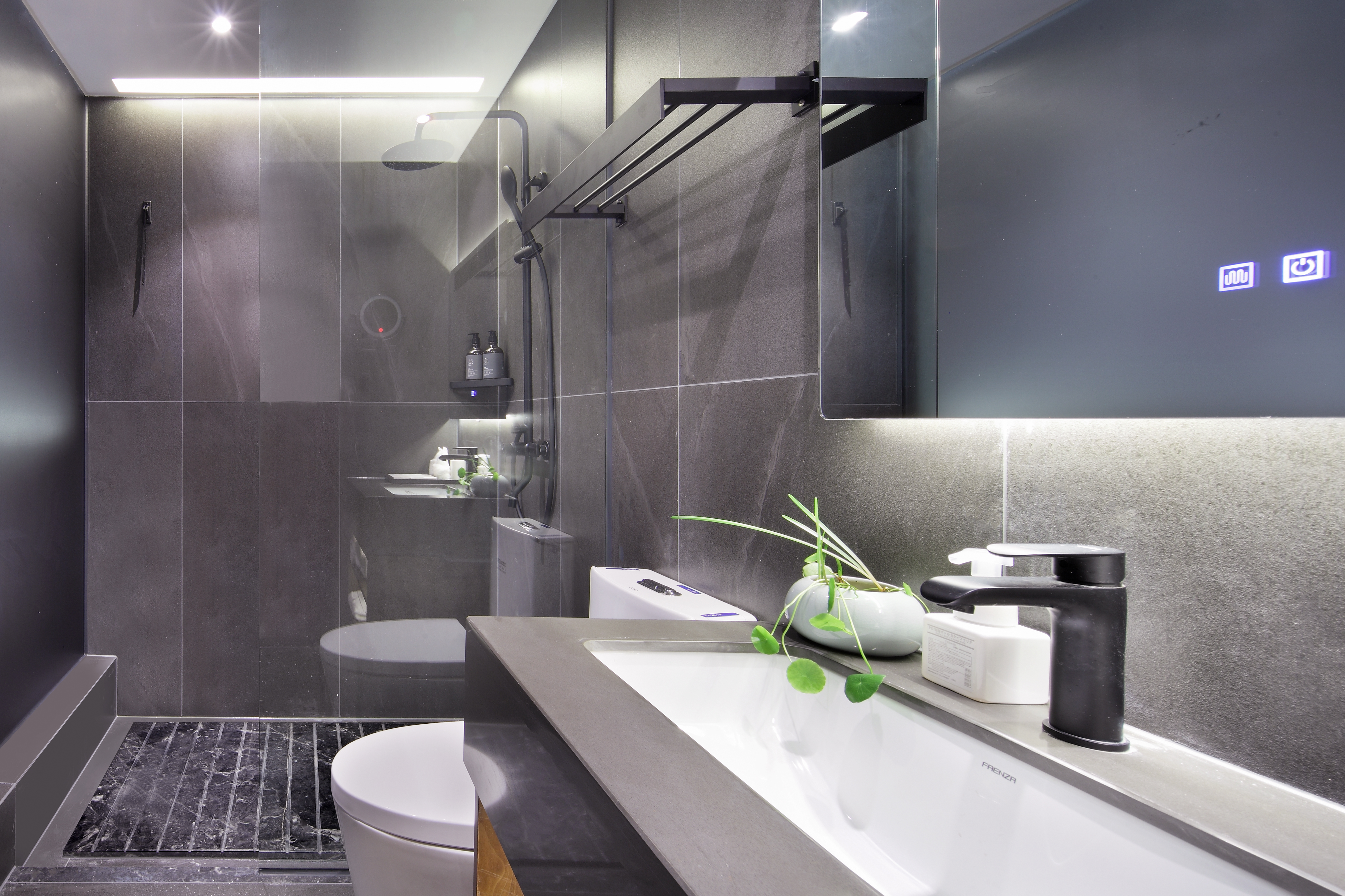 滨江逸境大床房+榻榻米+窗外绿林景观