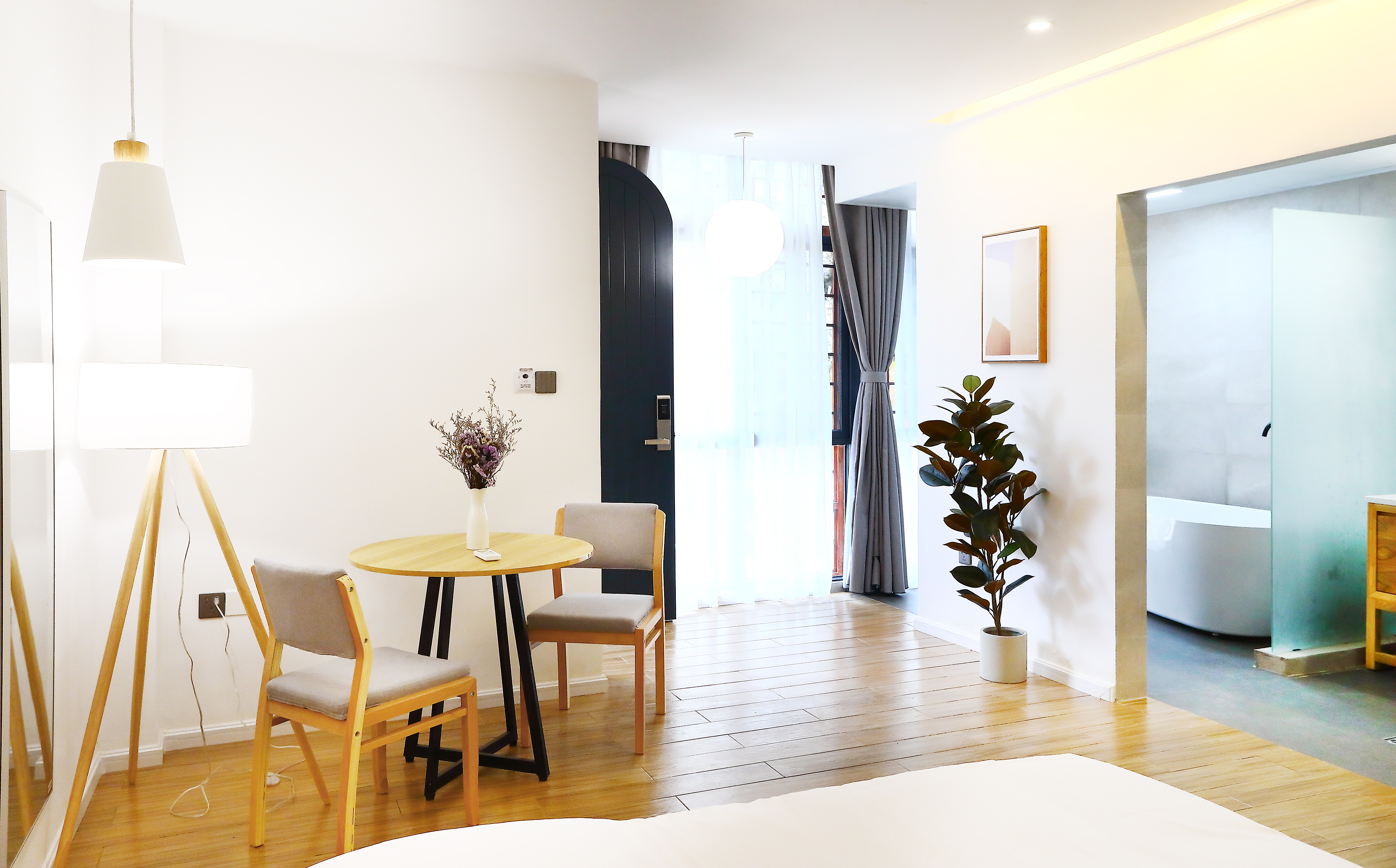 陌溪小院_豪华大床房+茶台+洗衣机+冰箱