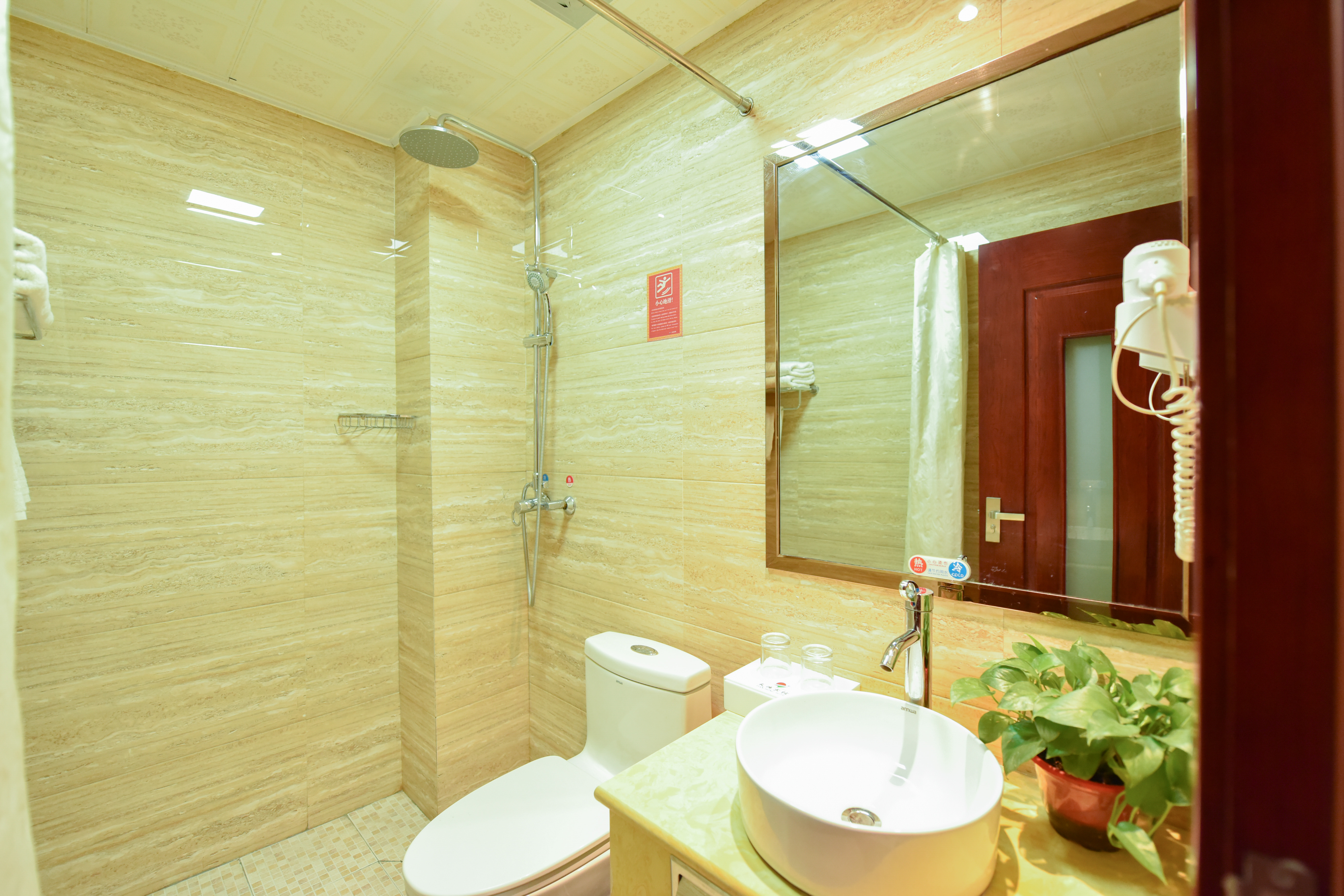 尊享優質雙床房