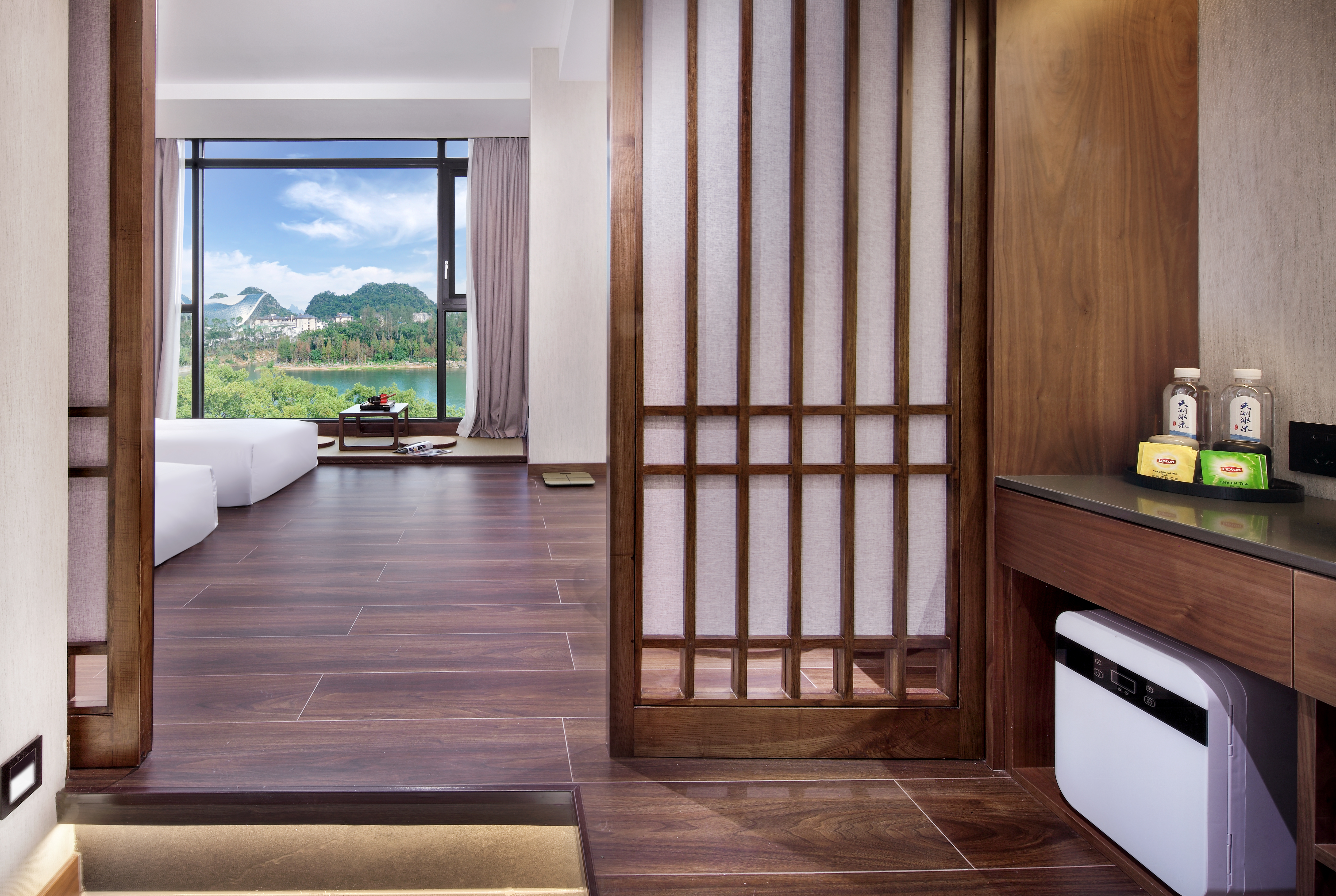 漓江山水双床房+超大山水画框+榻榻米观日出+夜景