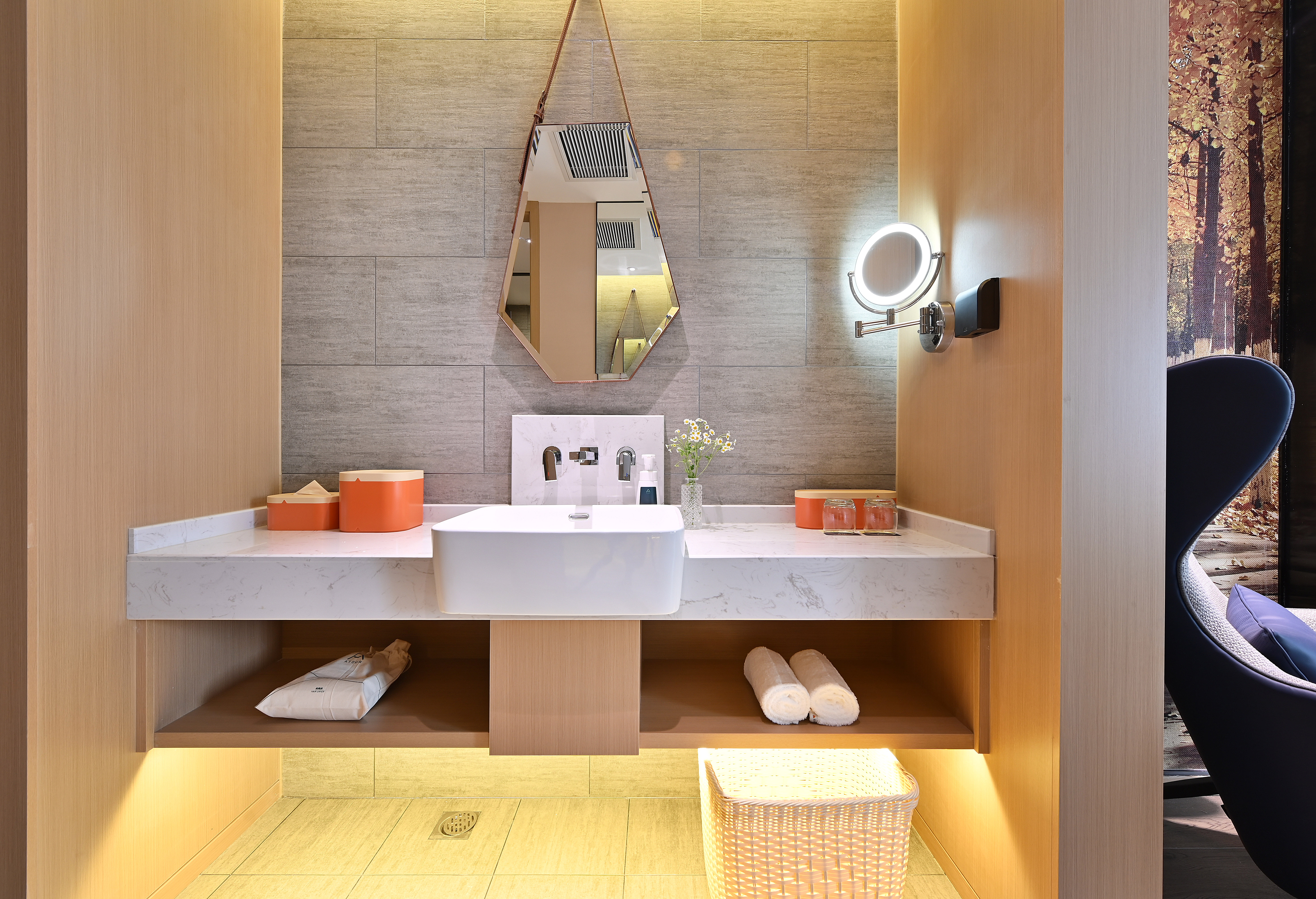 Superior Double Bed Room With Mobile Screen Casting