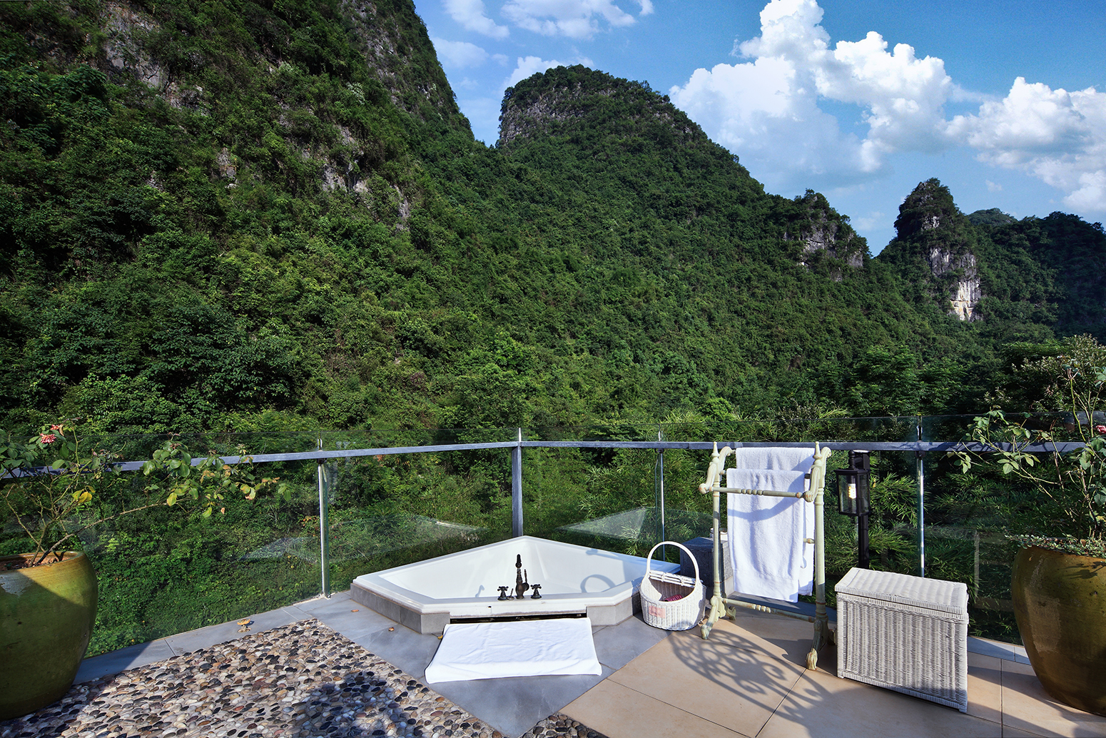 星空露台山景大床房（超大观景露台+观景浴缸）