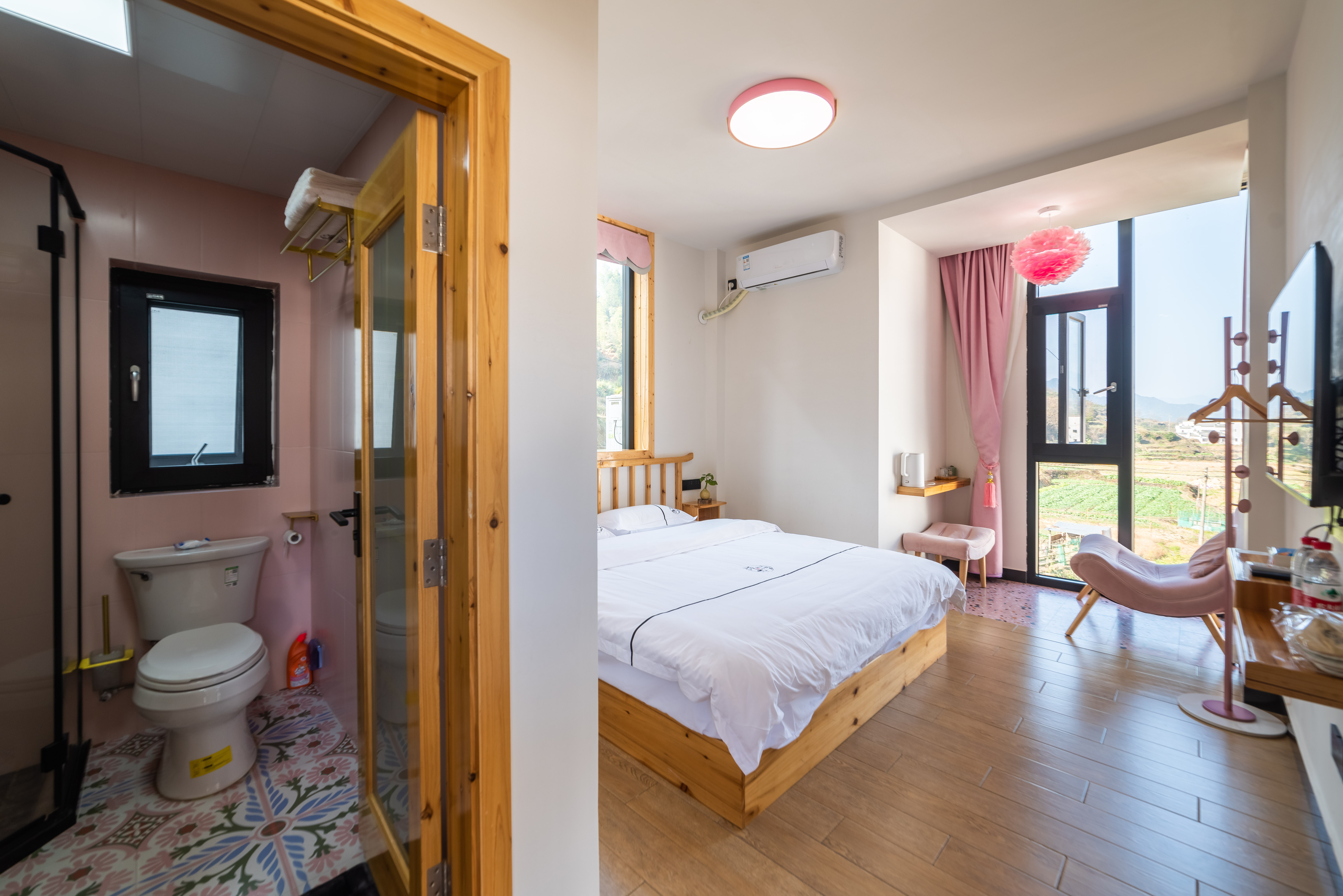 Qiu Shi Princess Double Bed Room