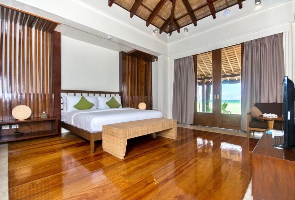 四卧豪华别墅 - 海滨