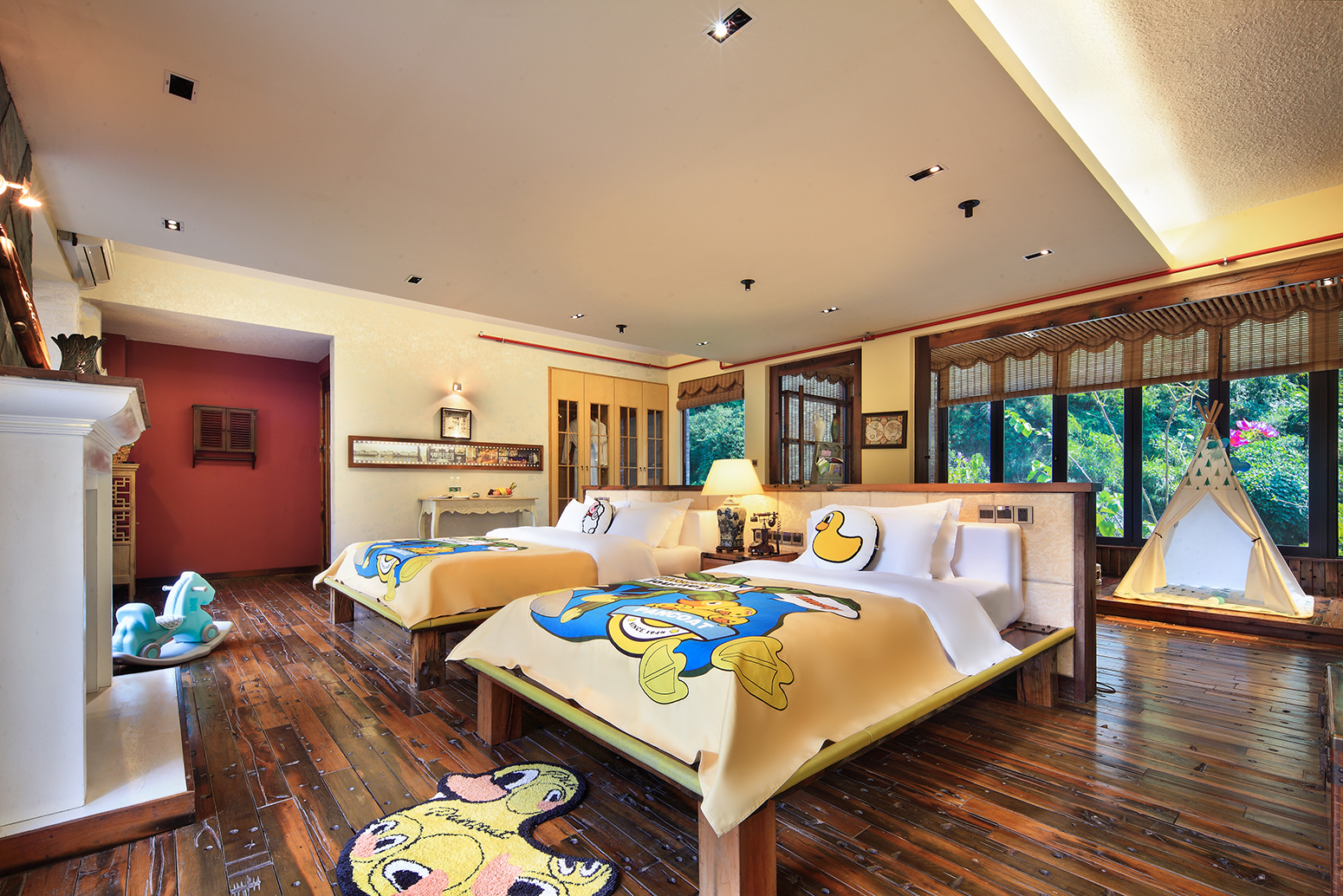 萌趣主题亲子房（超大房间+窗台品茶+观景浴缸）