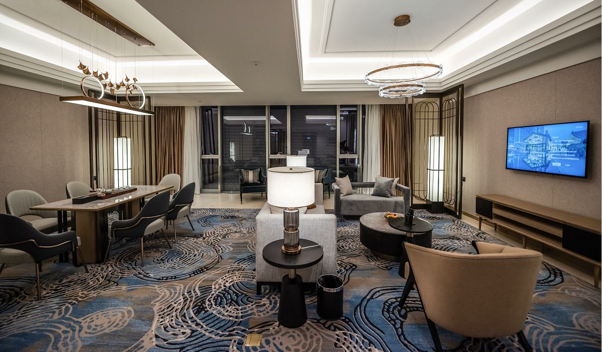 商务楼|双卧家庭房（电视投屏+护颈枕+德国高端衞浴）