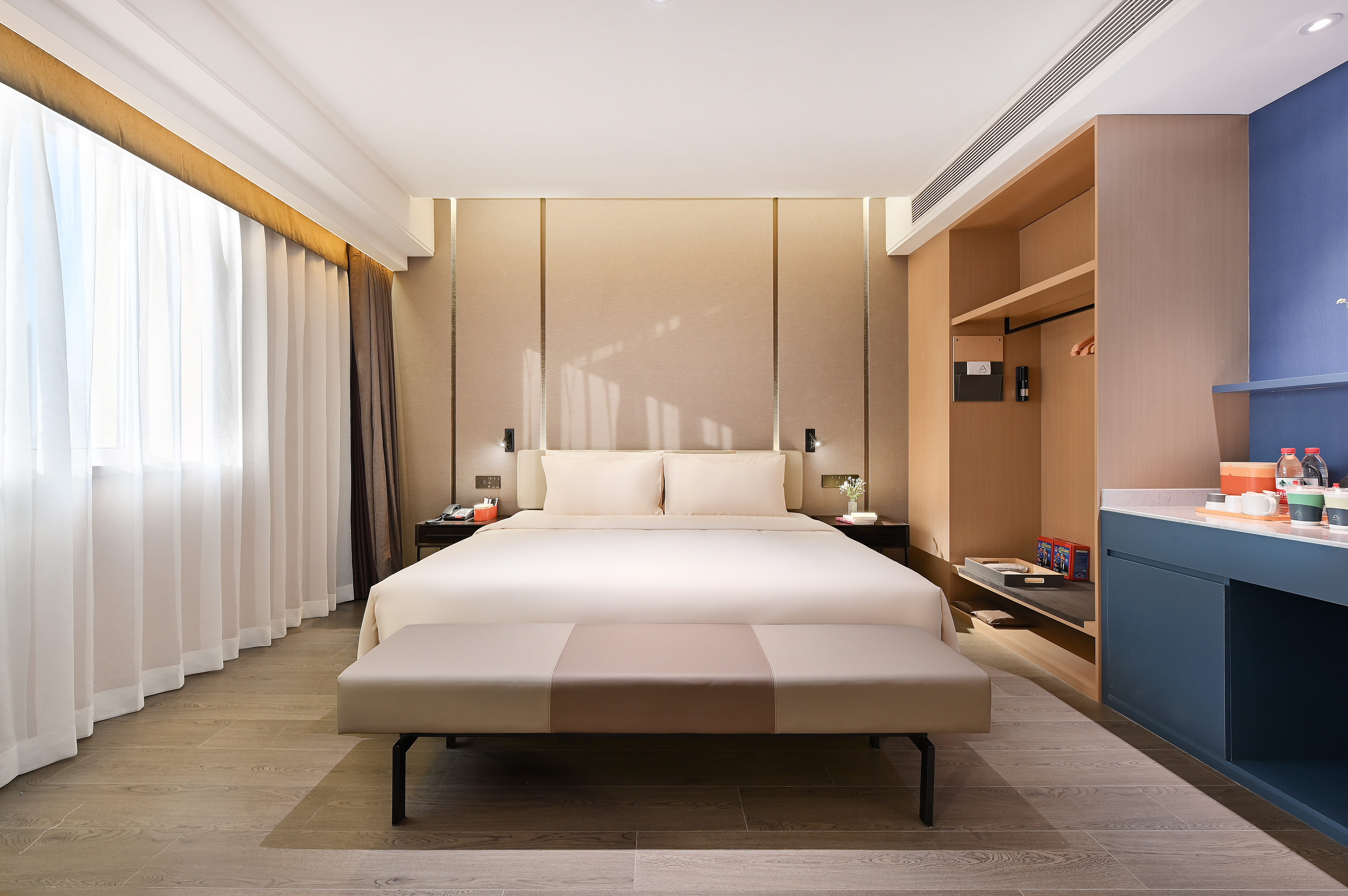 Superior Double Bed Room With Mobile Screen Casting