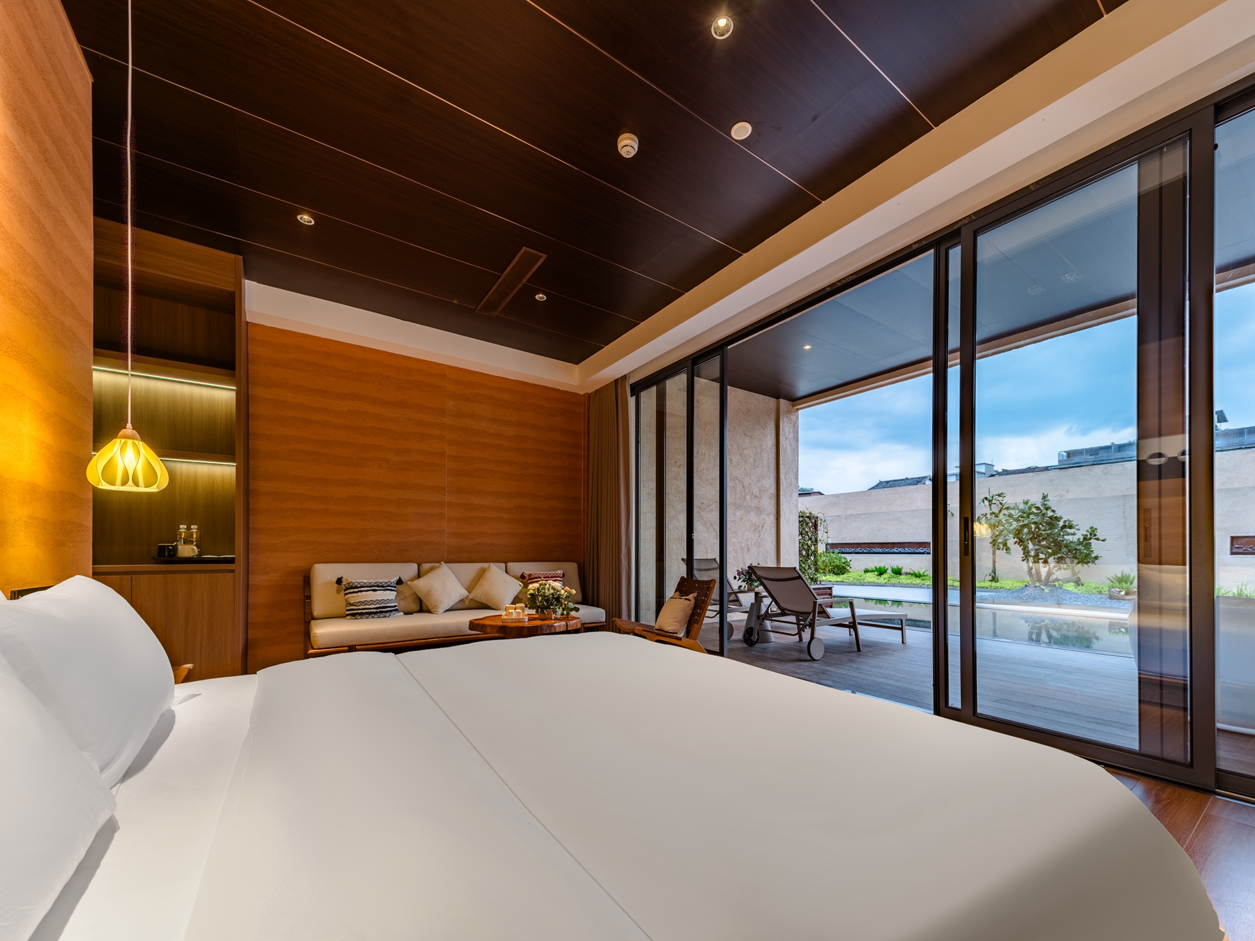 Biyao Ting Garden-View Terrace Twin Room