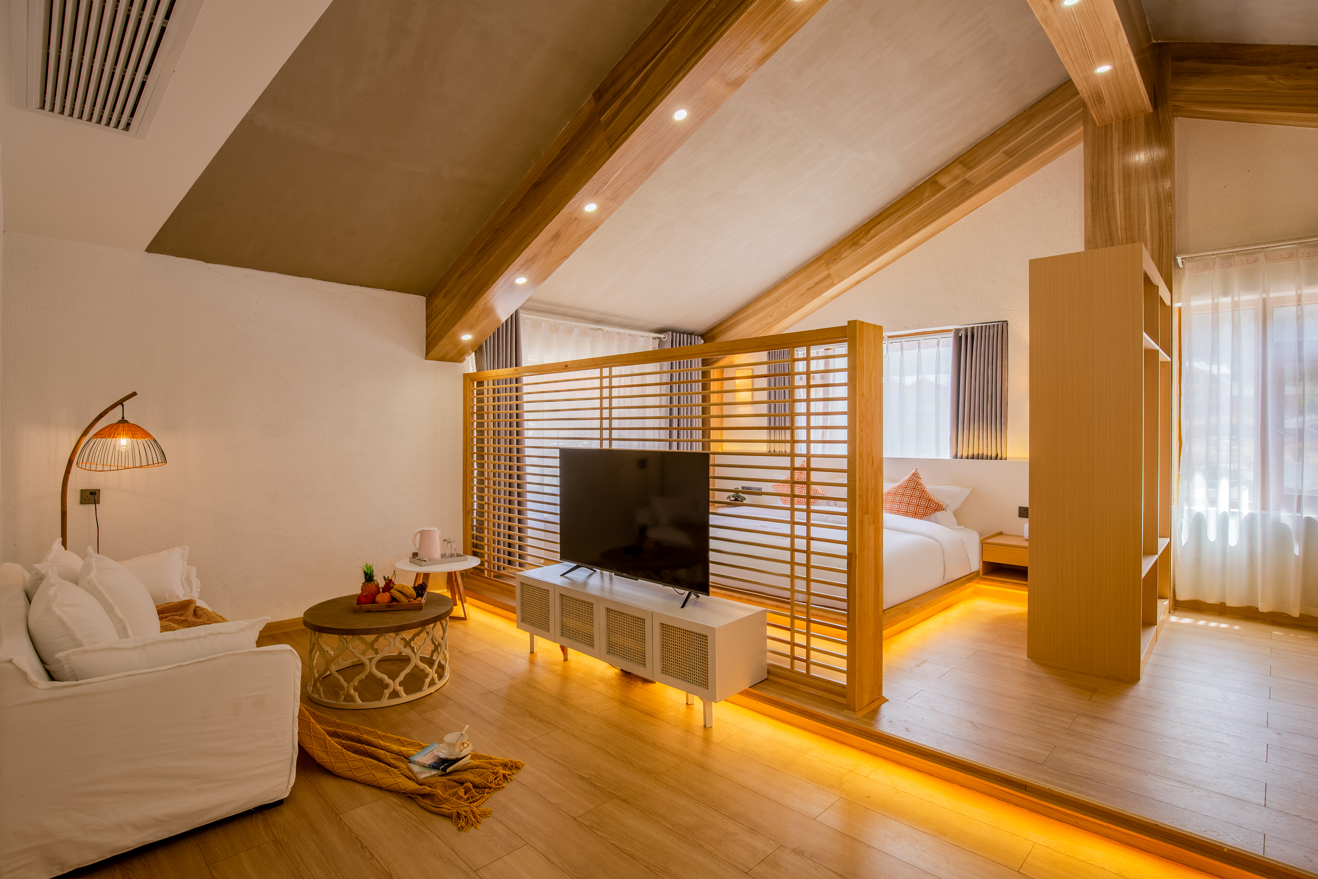 Traveling Family suit(Japanese style Zen courtyard)