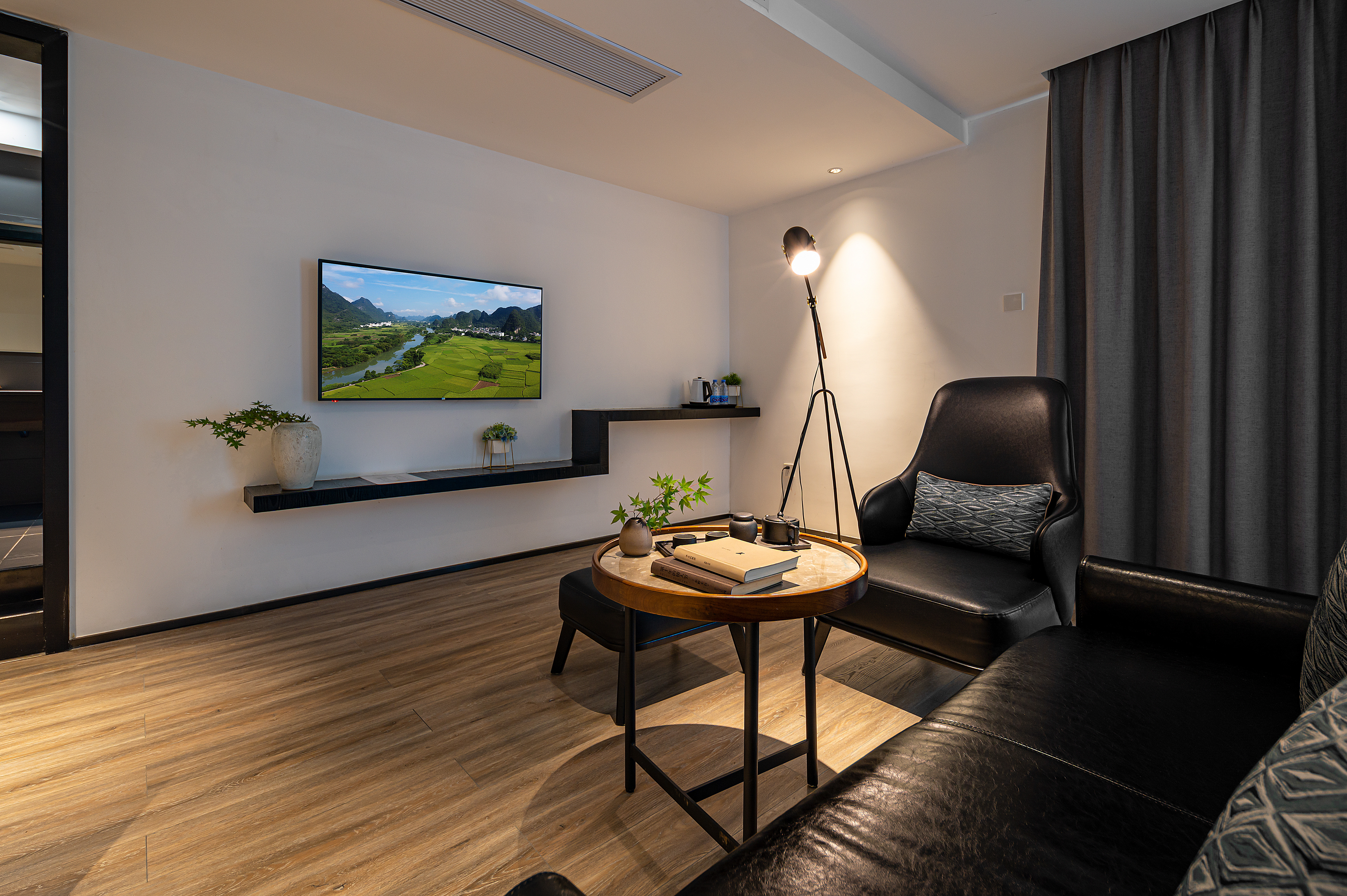 Lixi 180 ° Balcony Twin Room