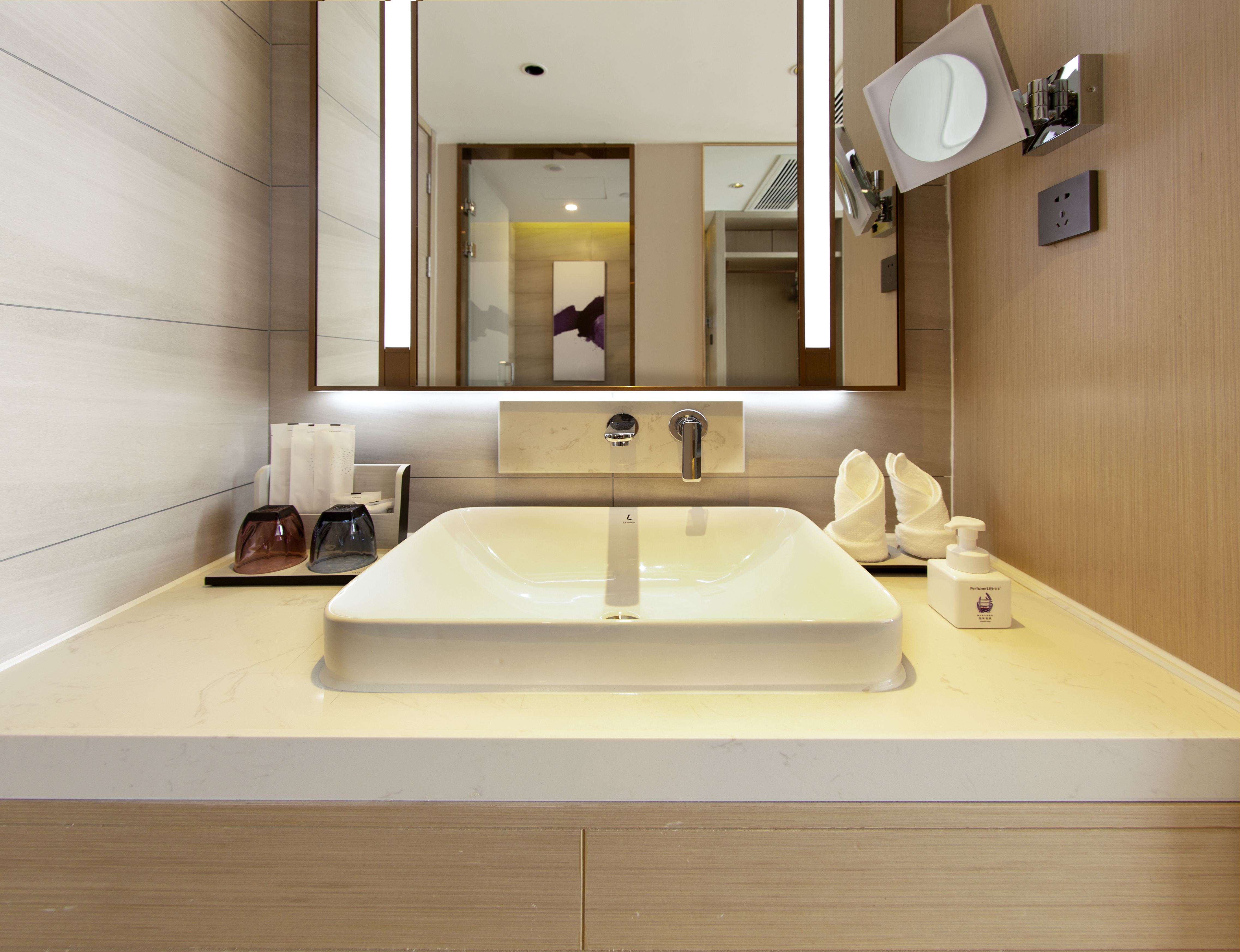 浪漫优享房（慕斯睡眠床垫+梦洁家纺床品）