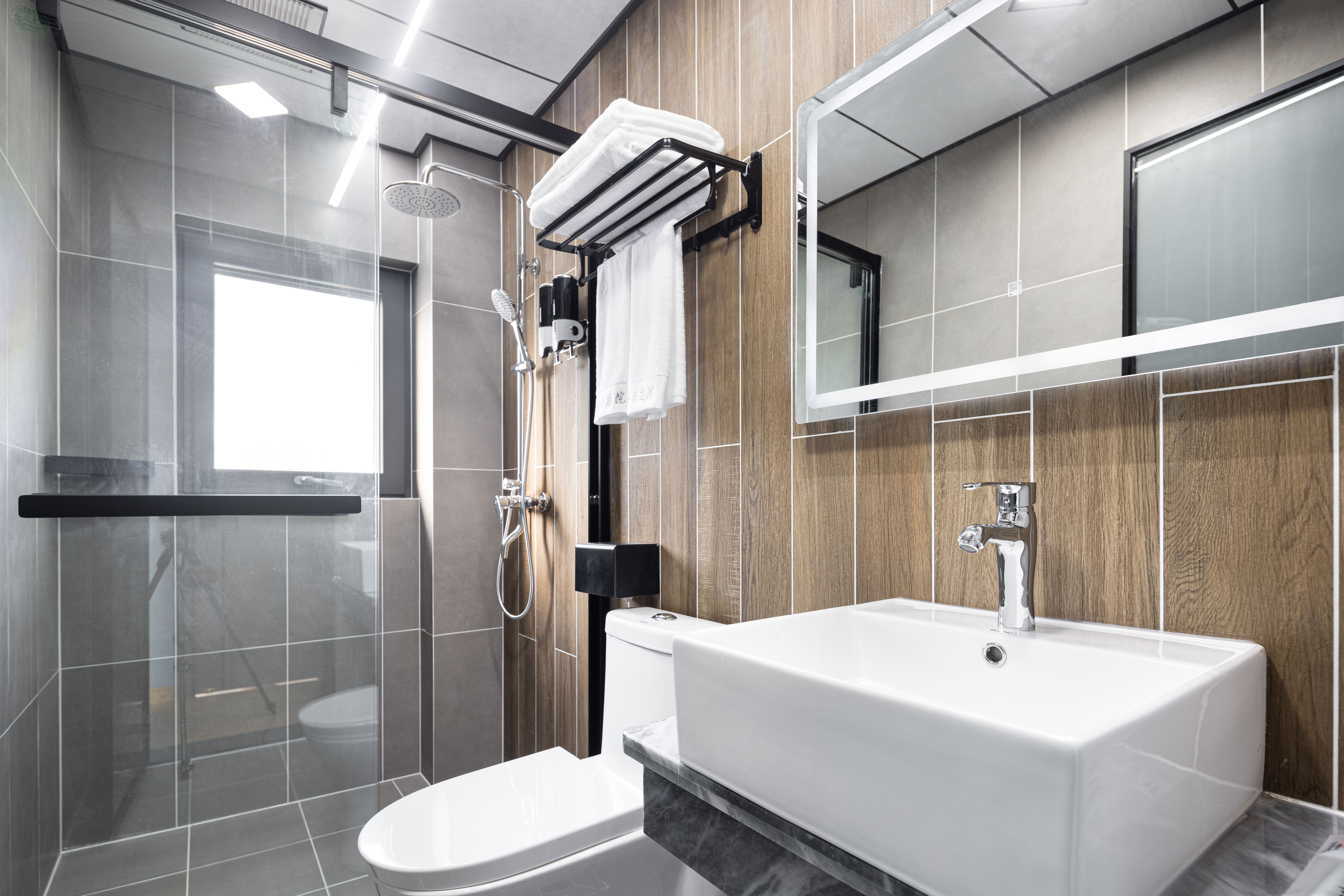 Mu Yue Tatami Round Bed Room With Superior Bedding