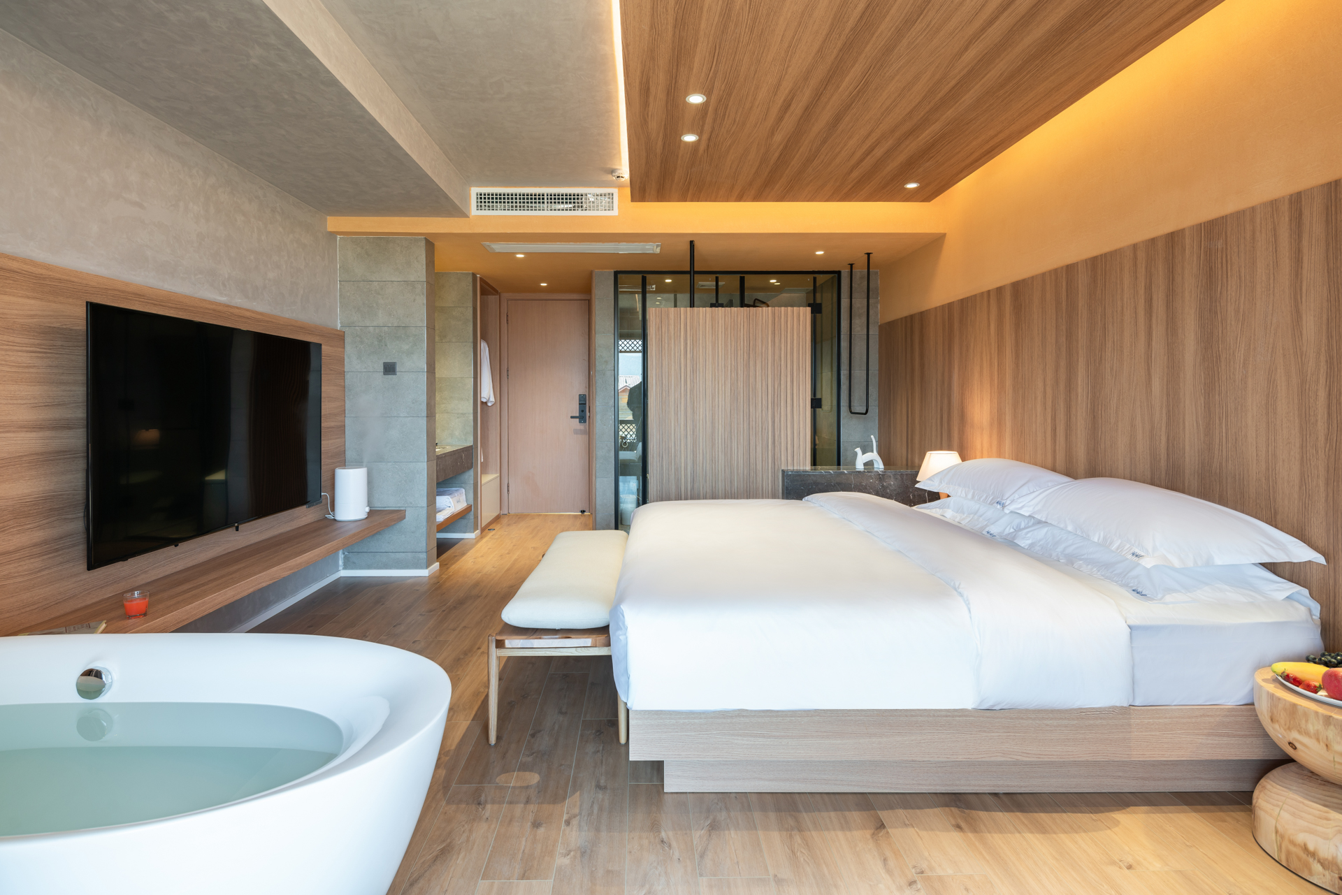 Lakeview Luxury Quality Double Bed Room (Tub)