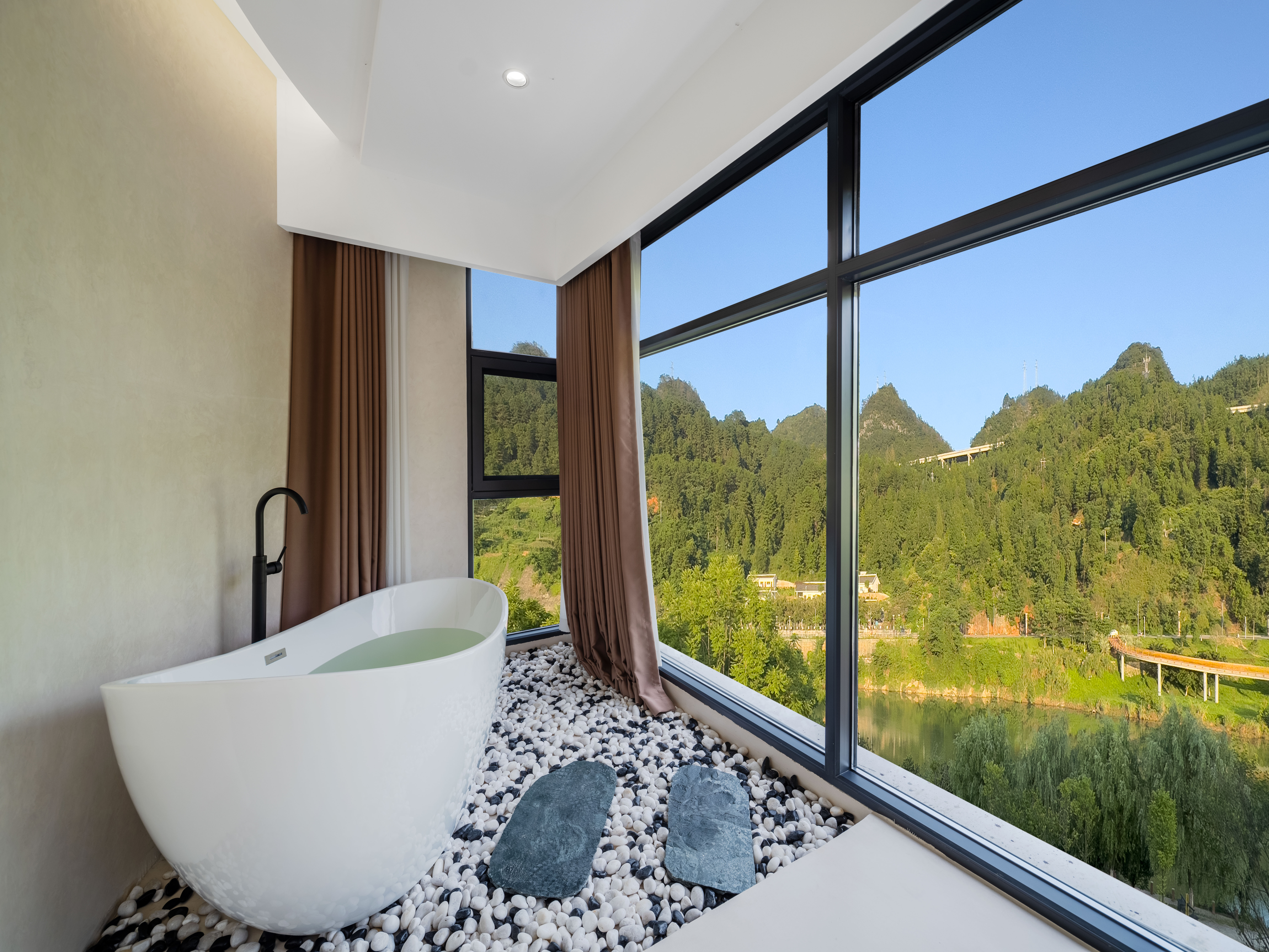 270 ° Eden Garden Panoramic River View Room (Tub, Large Screen Projection, Smart Home)