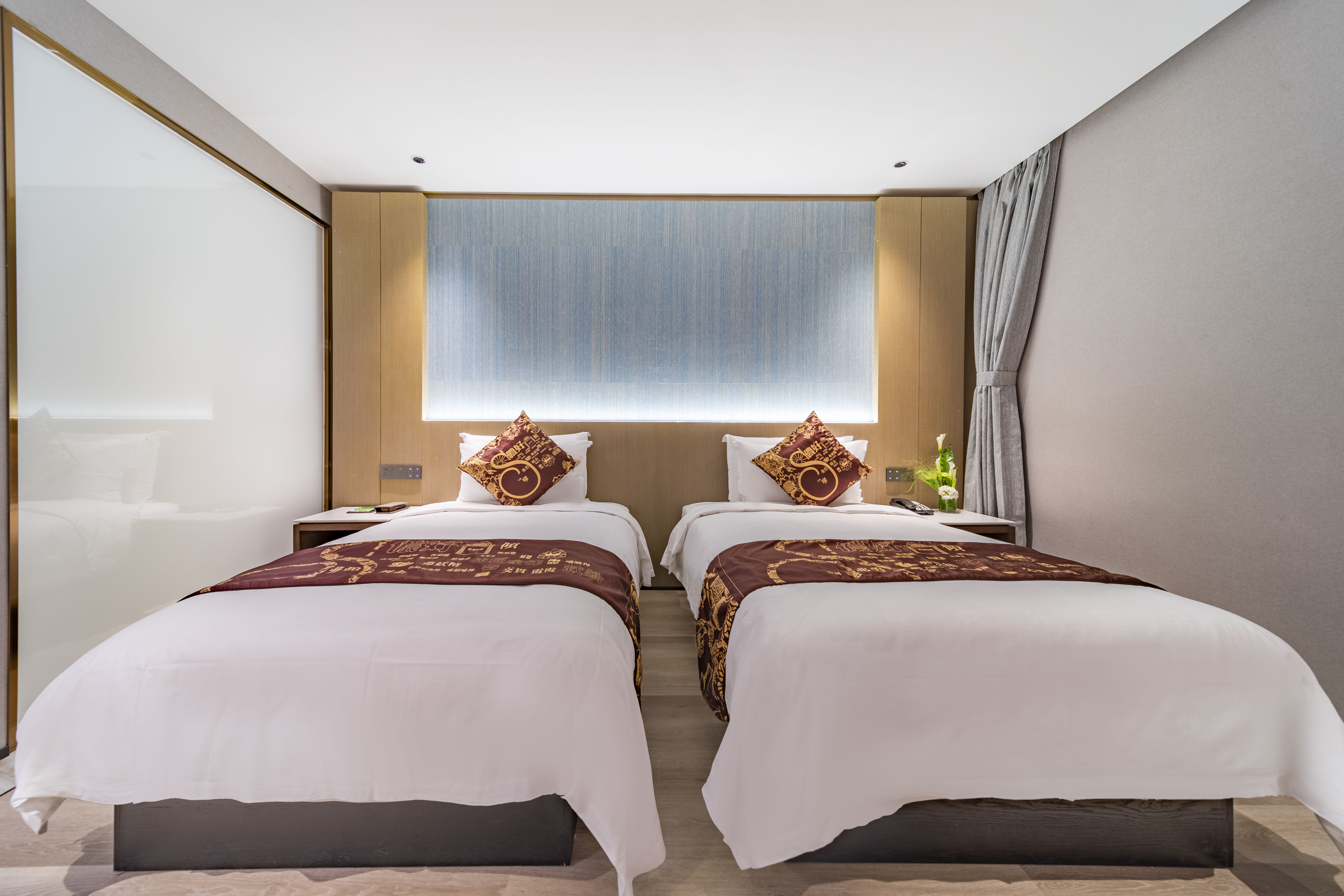 豪华低敏双床房（斯林百兰床垫）