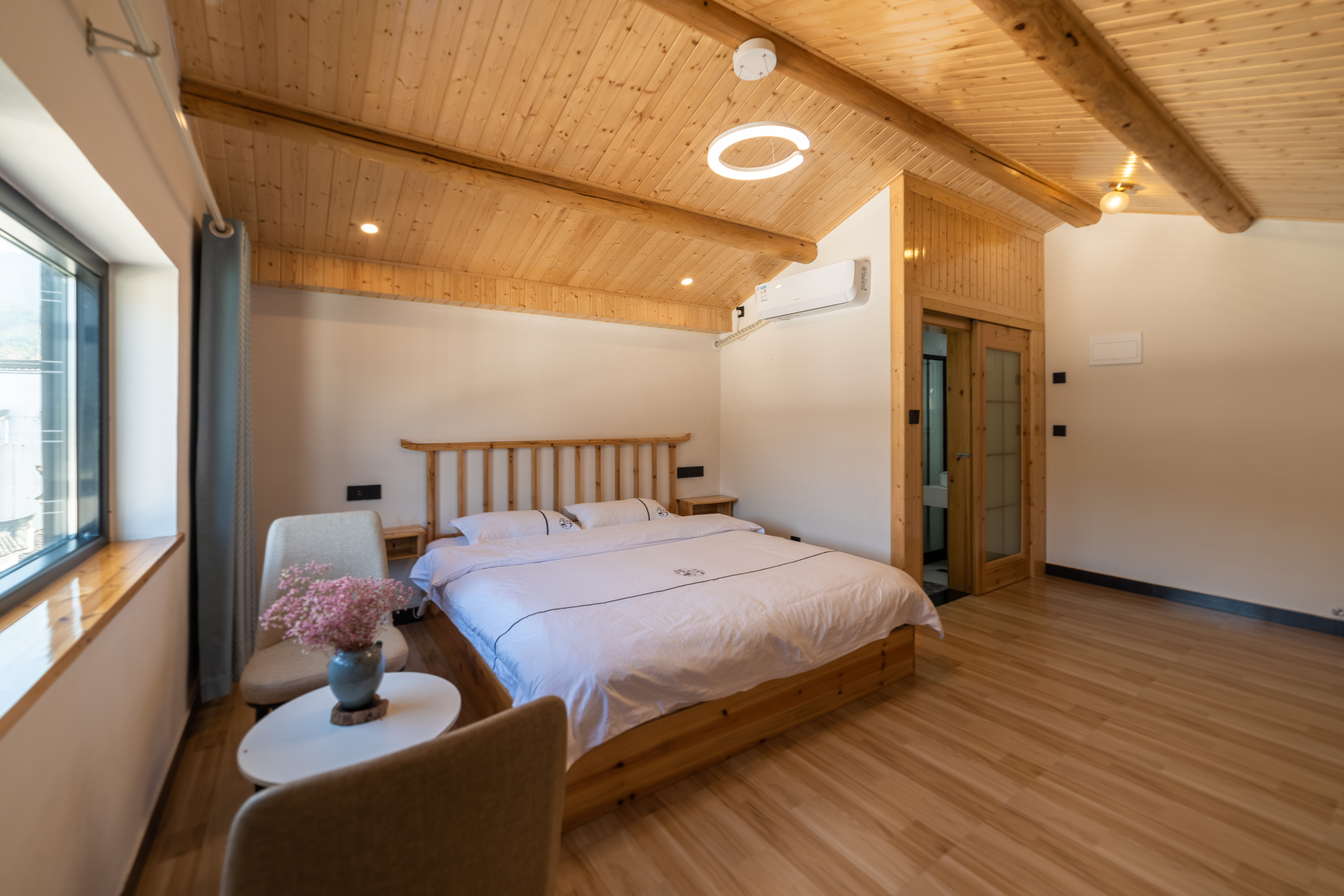 Livable Comfort Double Bed Room