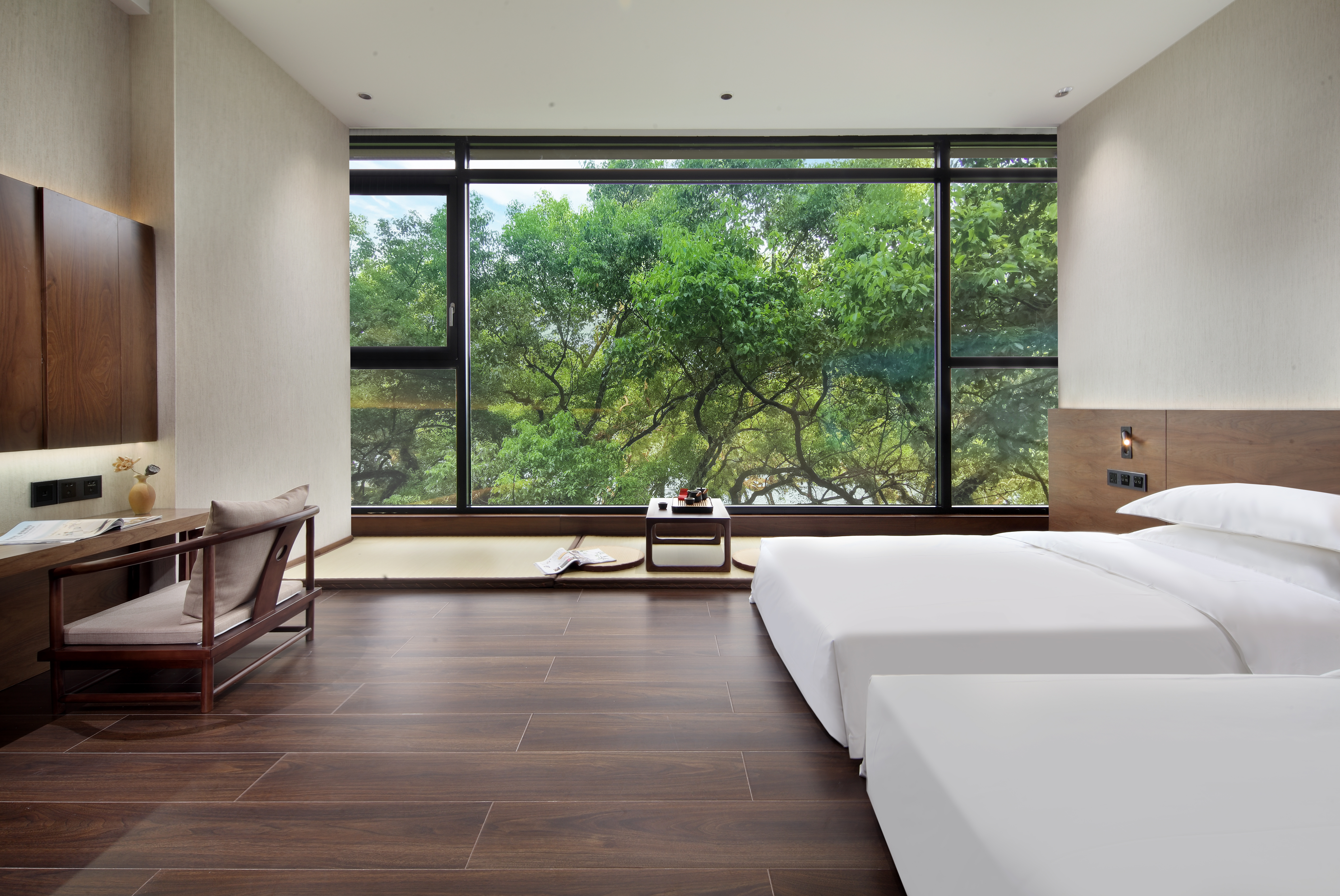 滨江逸境双床房+榻榻米+窗外绿林景观