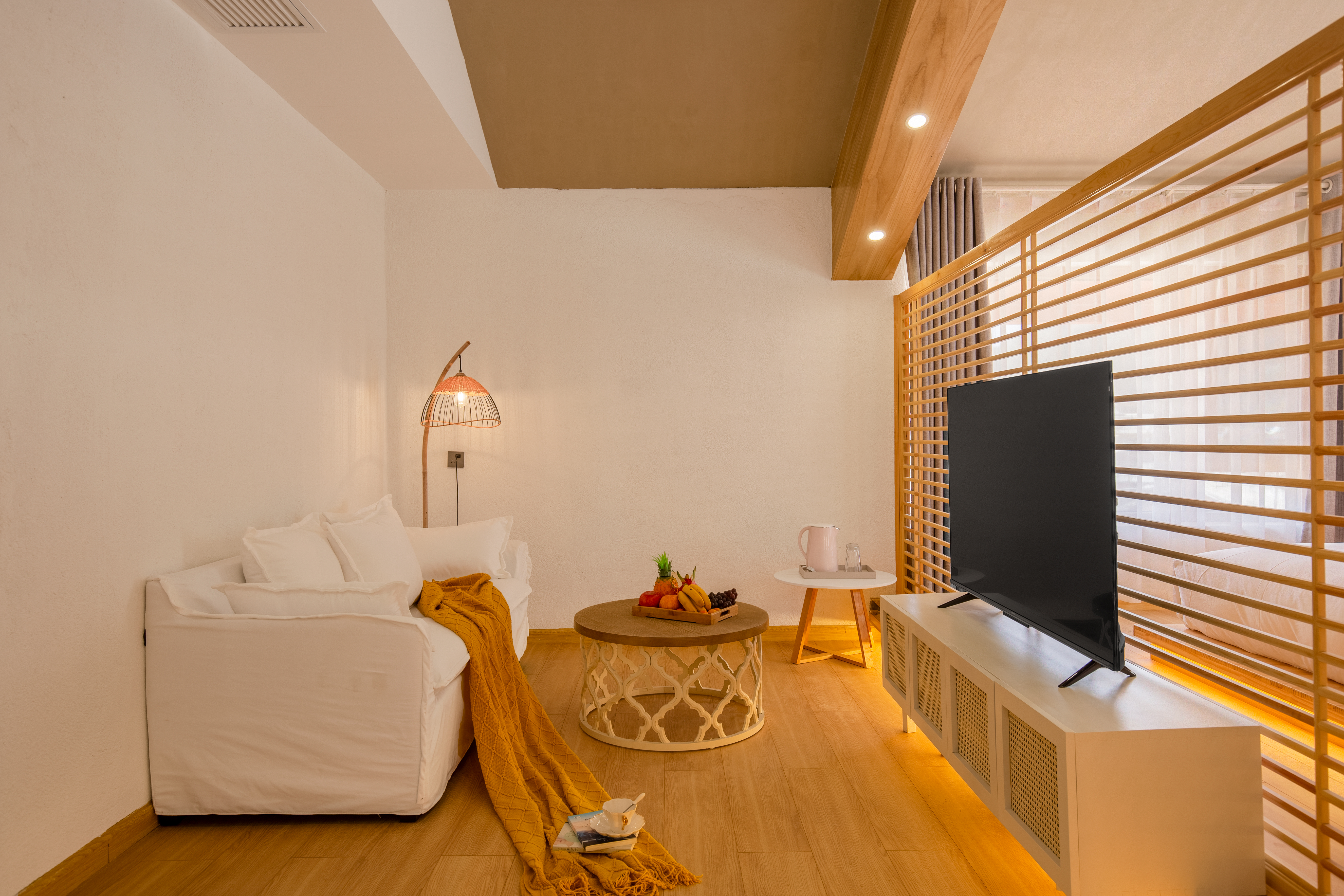 Traveling Family suit(Japanese style Zen courtyard)