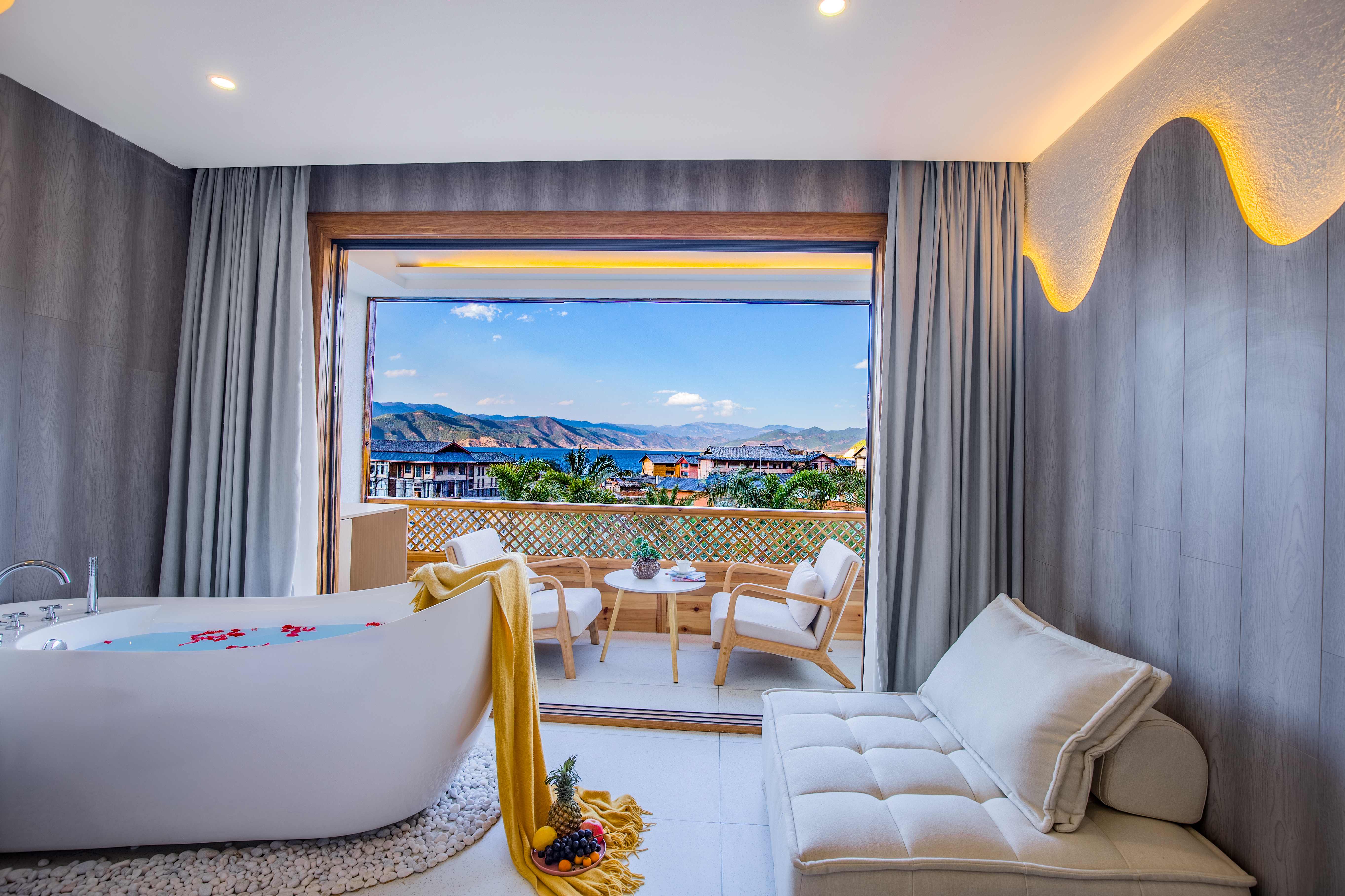 Utopia Lake View Double Room(island Style Courtyard)