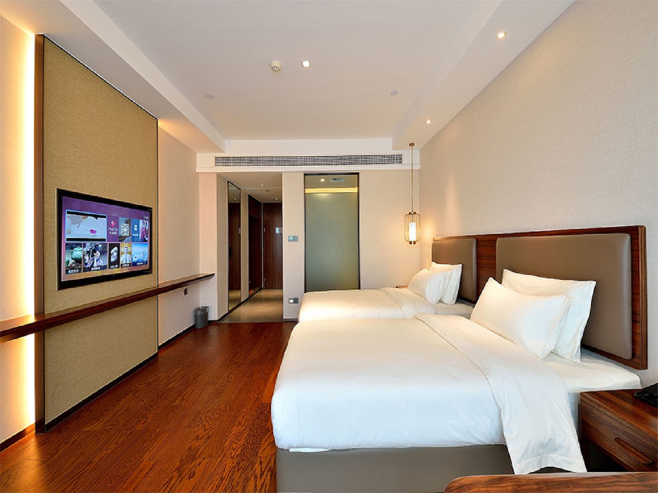 Executive Family Room