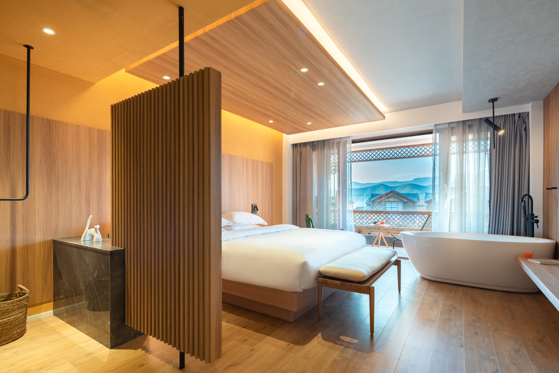 Lakeview Luxury Quality Double Bed Room (Tub)