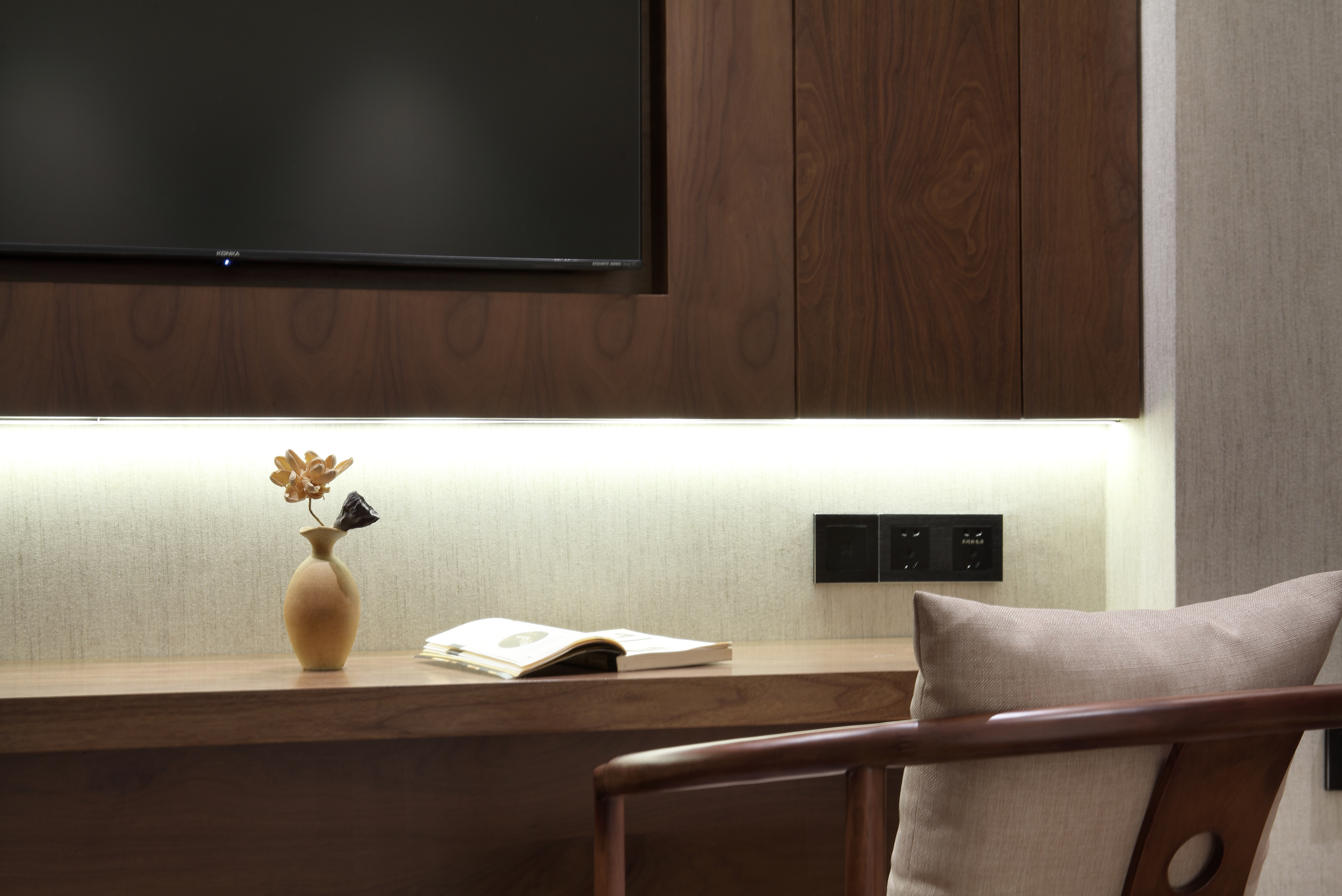 滨江逸境大床房+榻榻米+窗外绿林景观