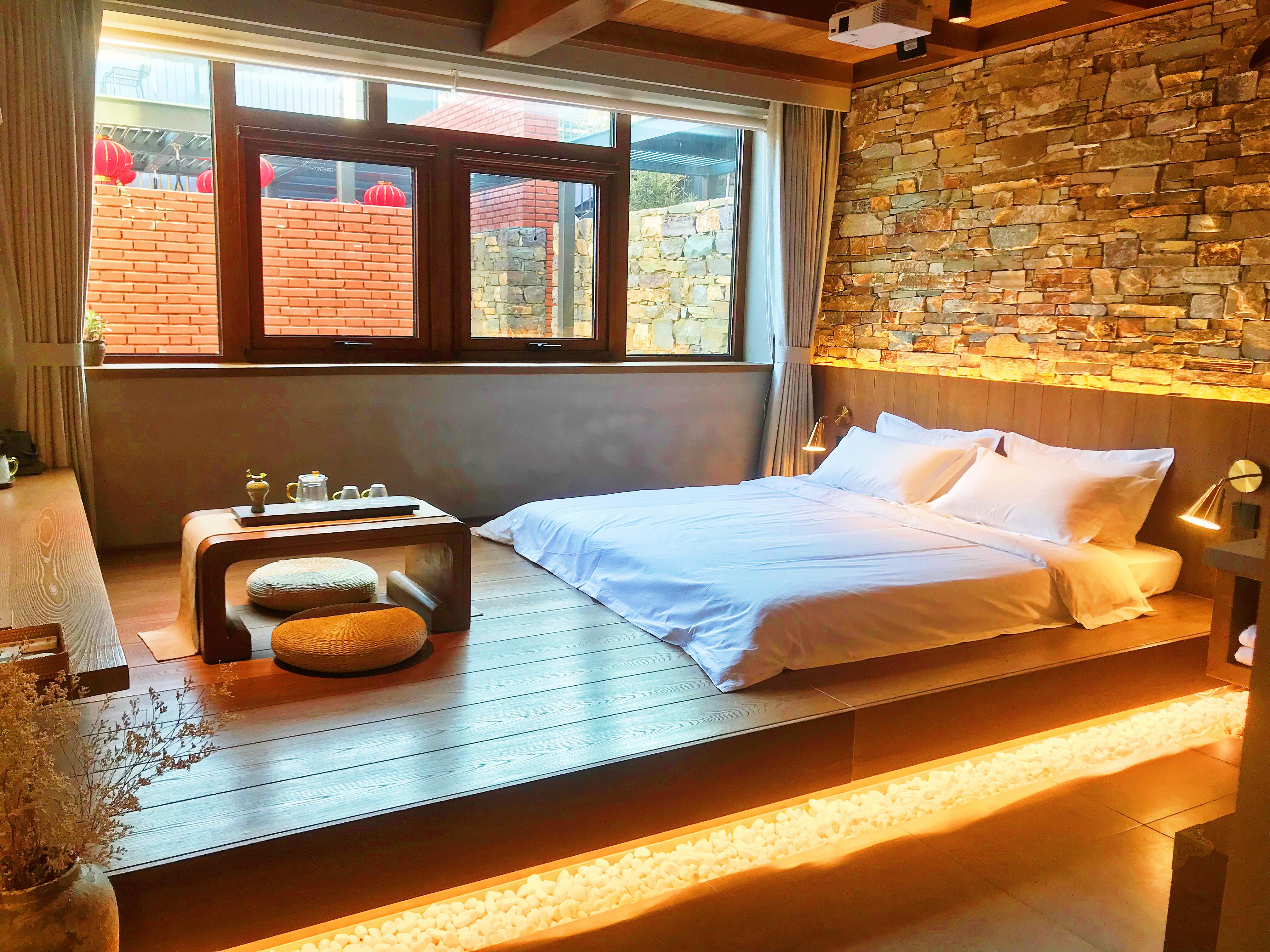 （无尽夏）情侣大床房.院景+浴缸