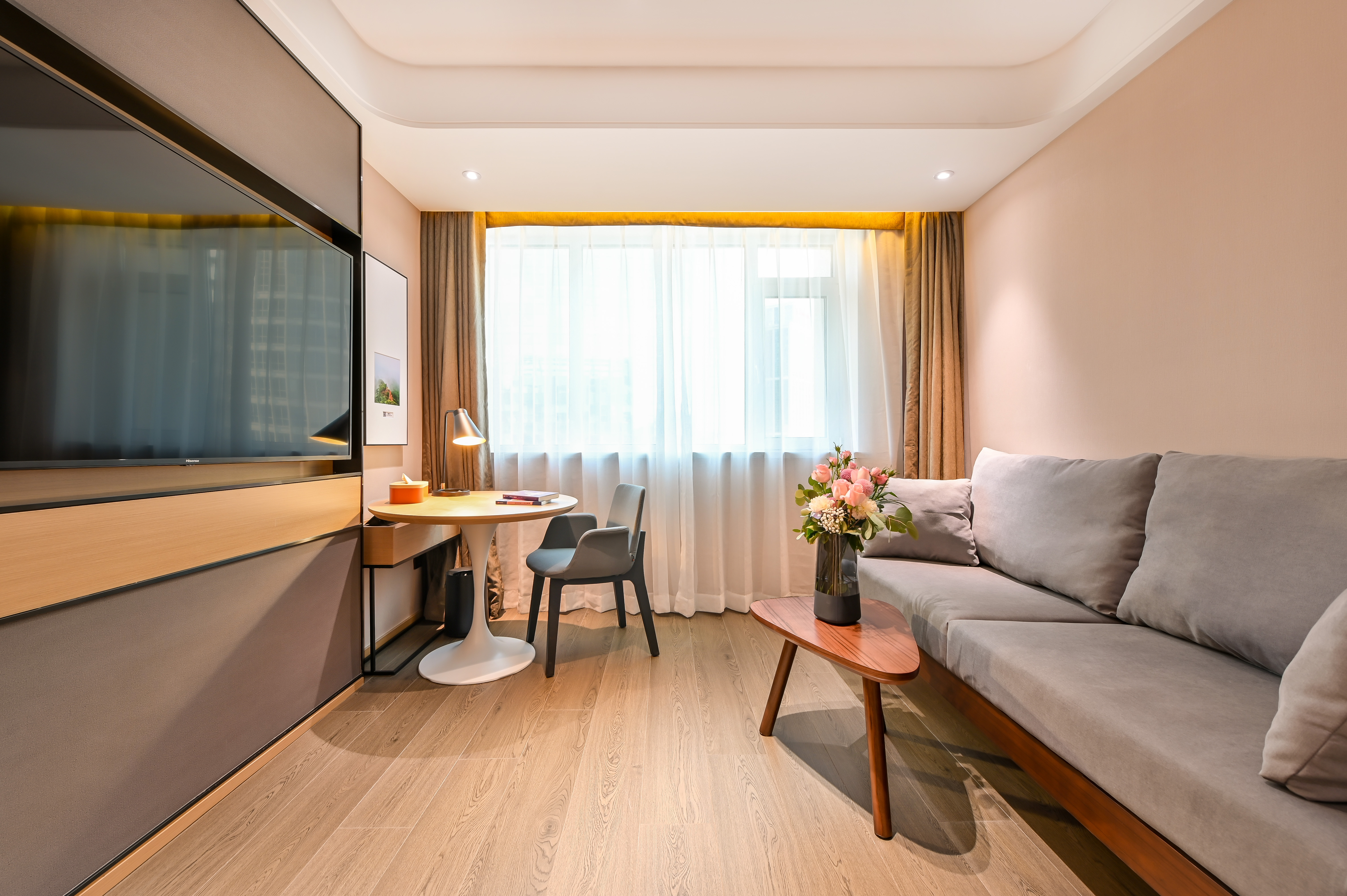 Jimu Family Suite (Inner And Outer Rooms + Tv Projection + Mini Fridge)