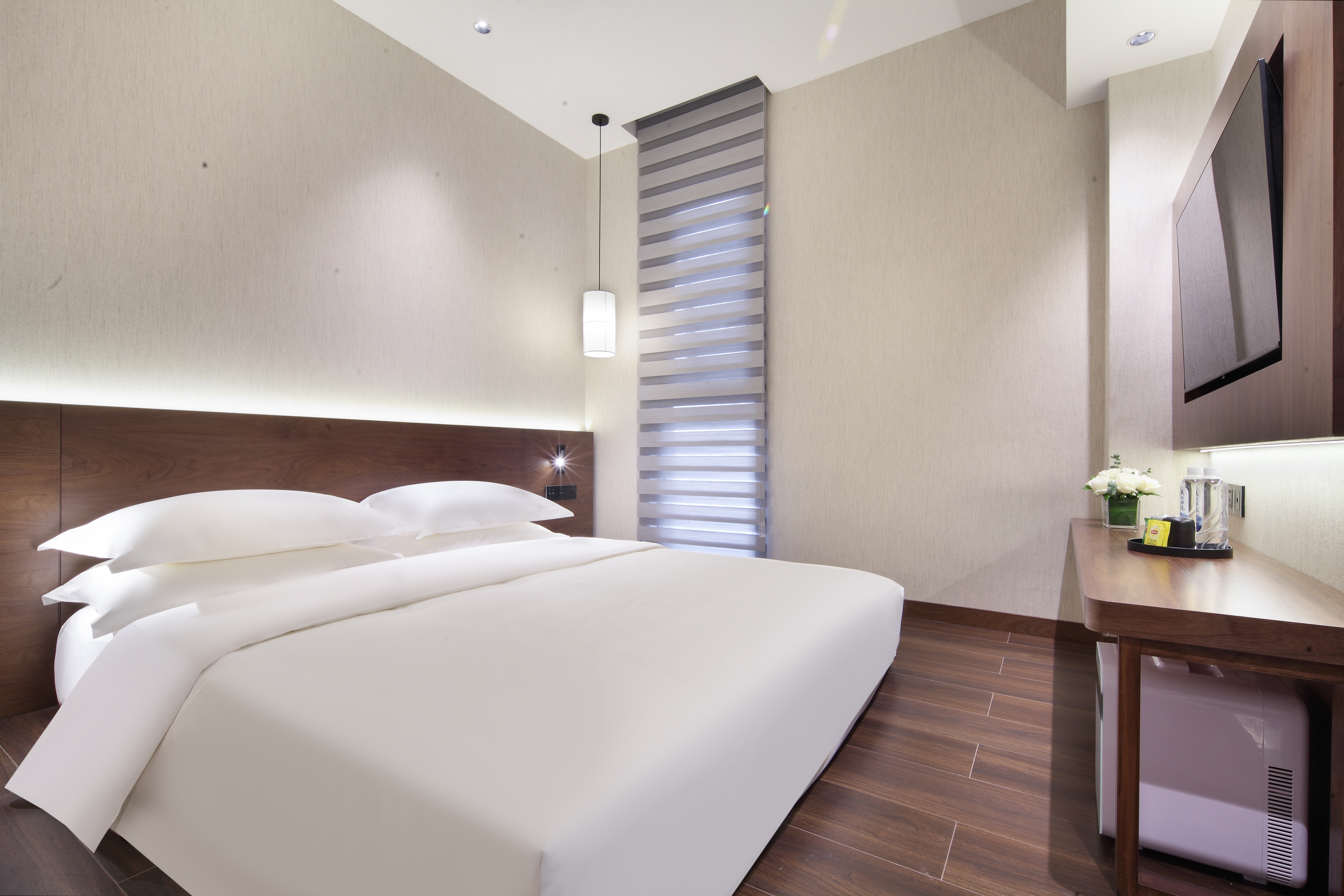 雅居舒适大床房+化粧镜