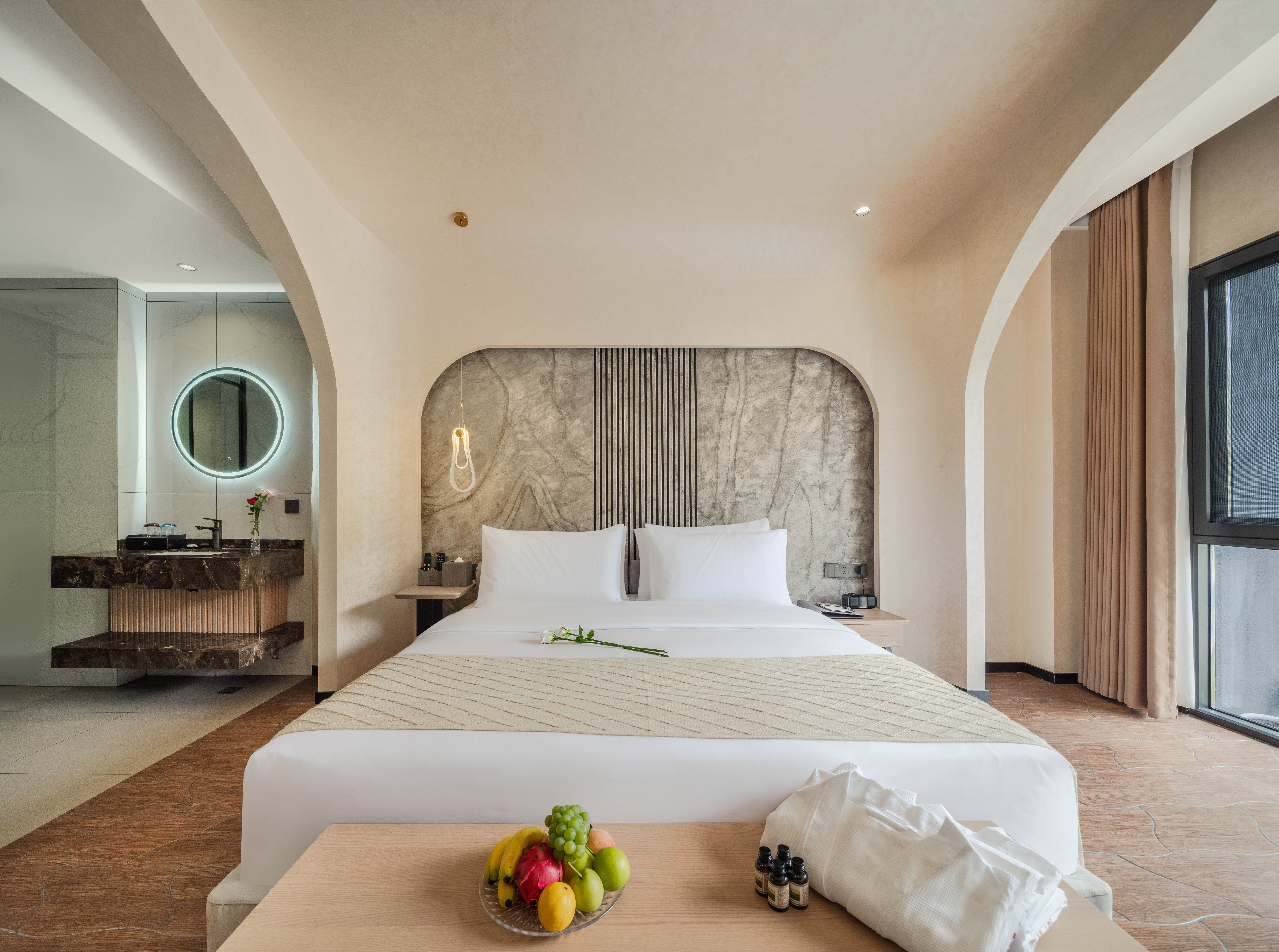 Riverside Scenic Luxury Double Bed Room (Super Large Lcd Tv + Smart Home)